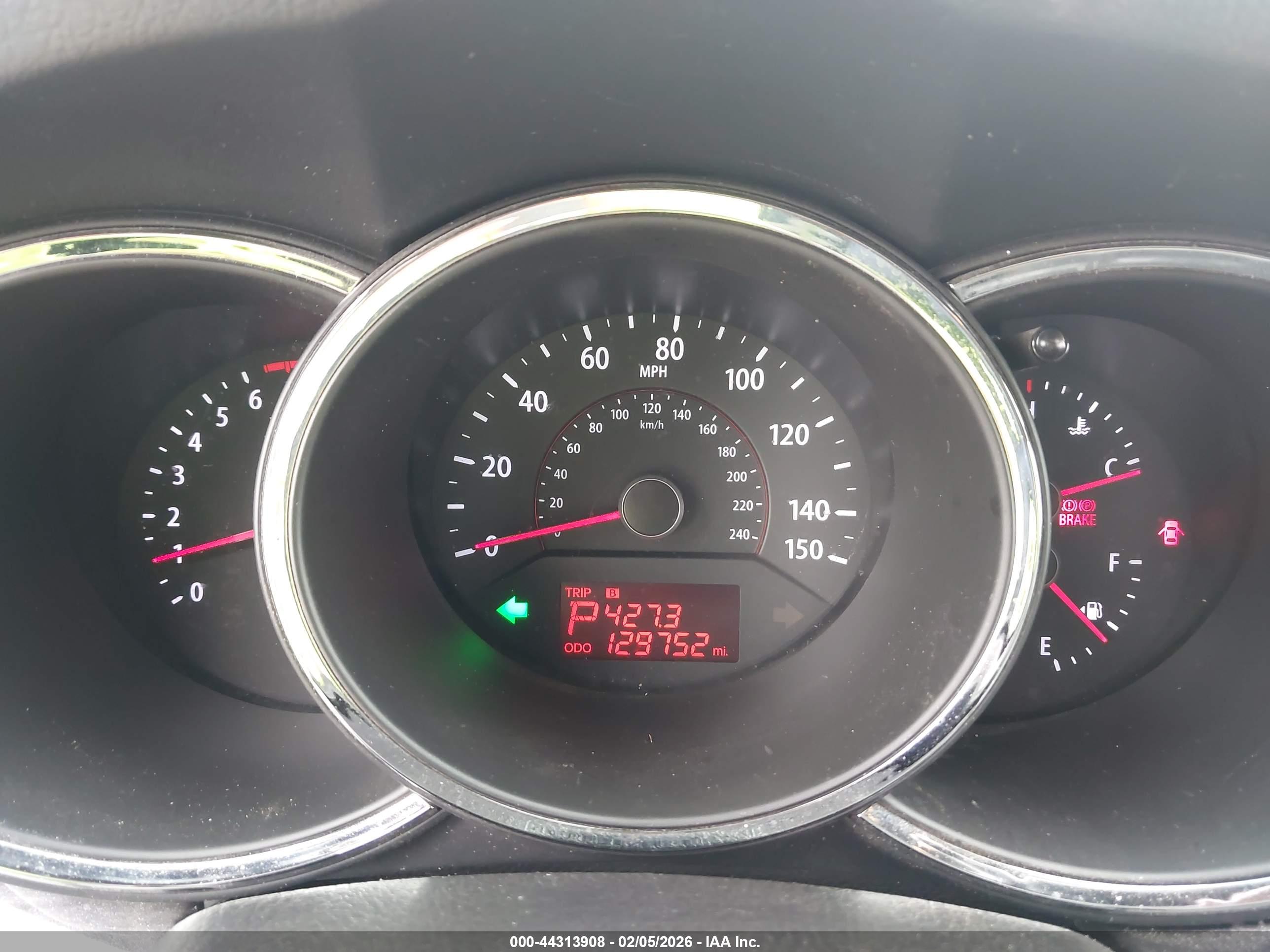 KIA SORENTO image 7