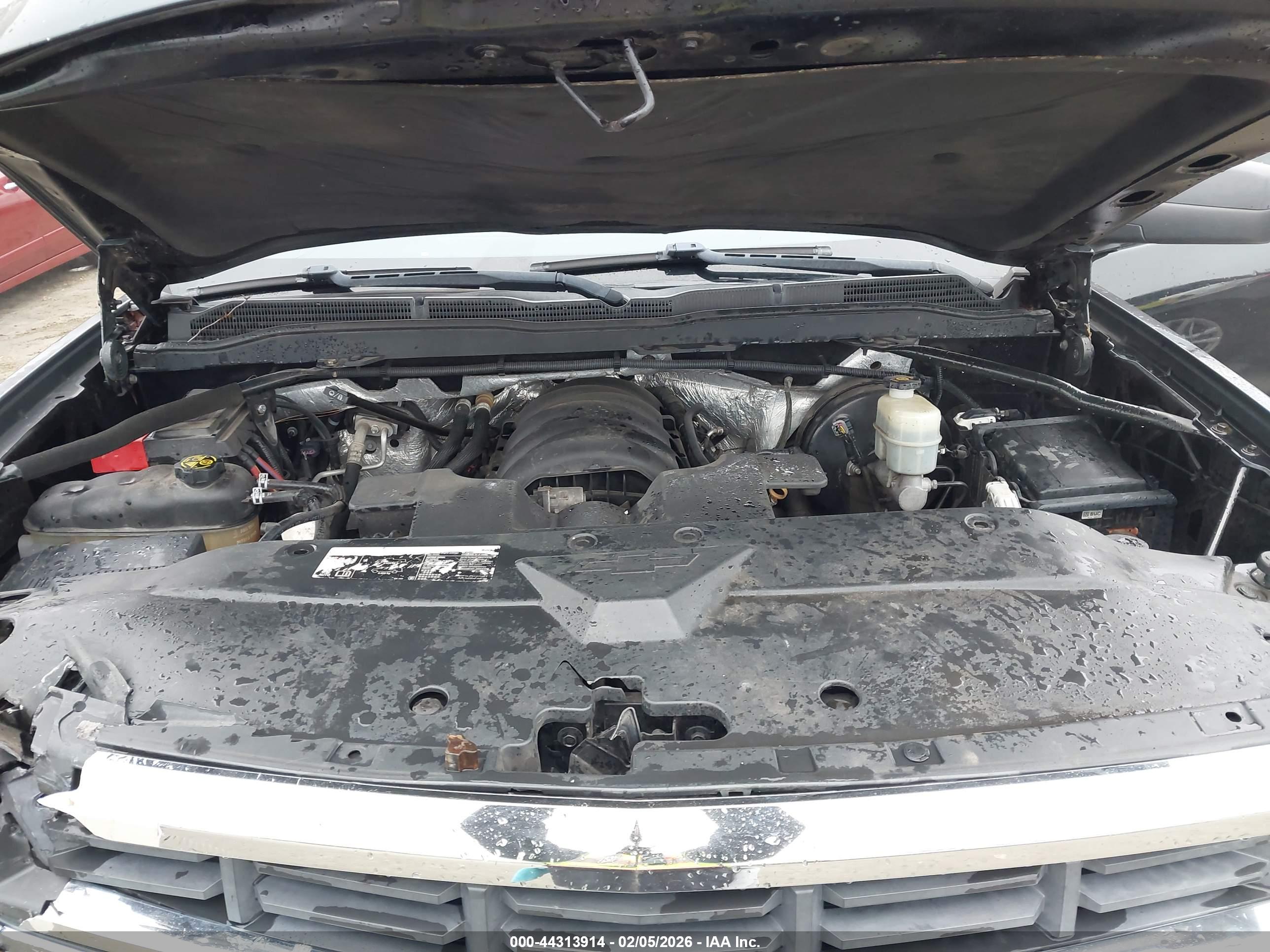 CHEVROLET SILVERADO image 10