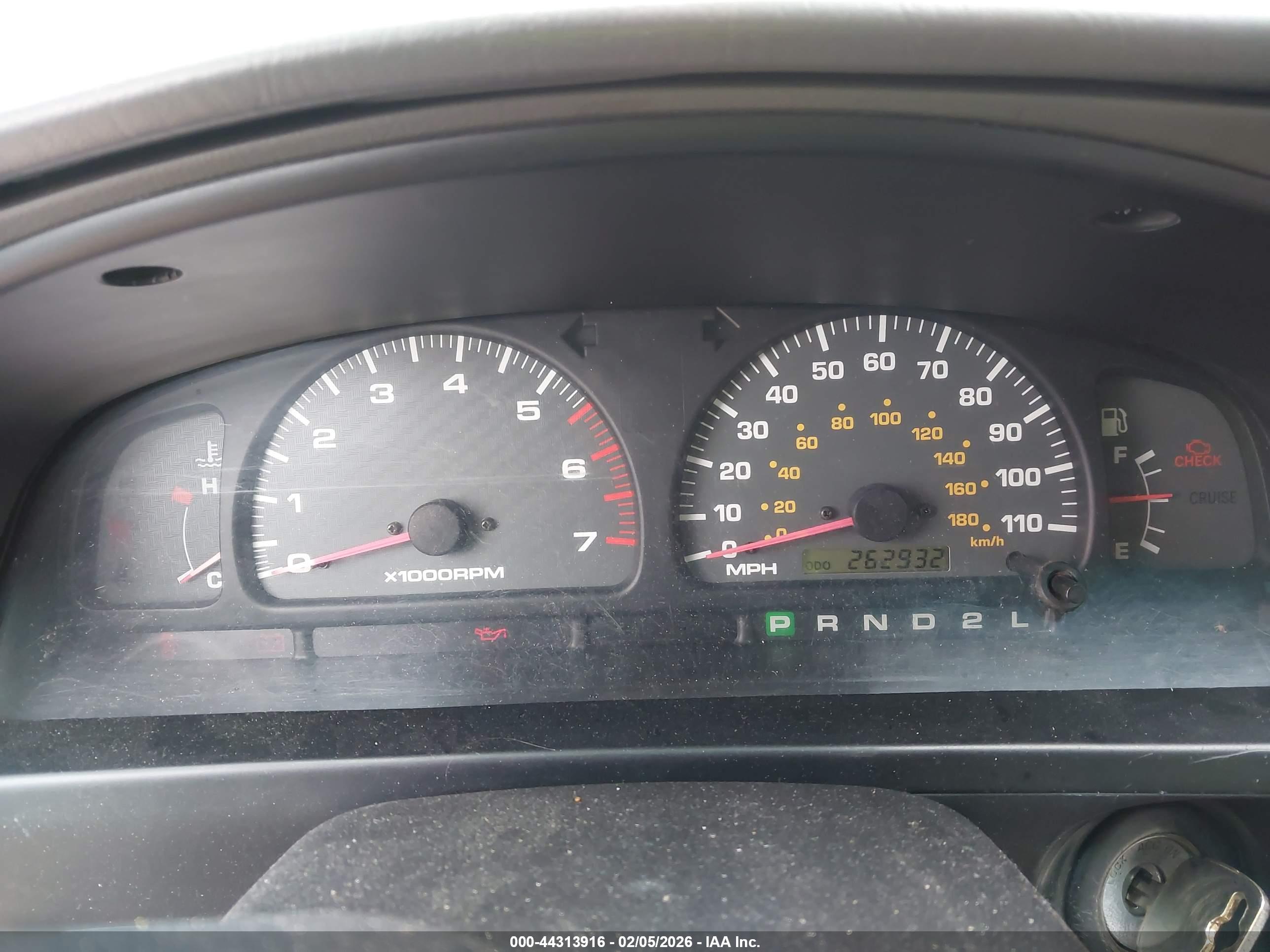 TOYOTA 4RUNNER image 7