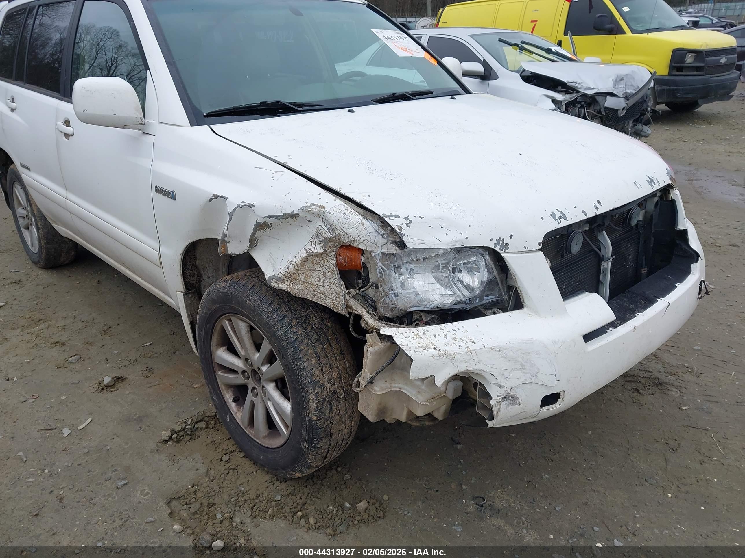 TOYOTA HIGHLANDER image 6