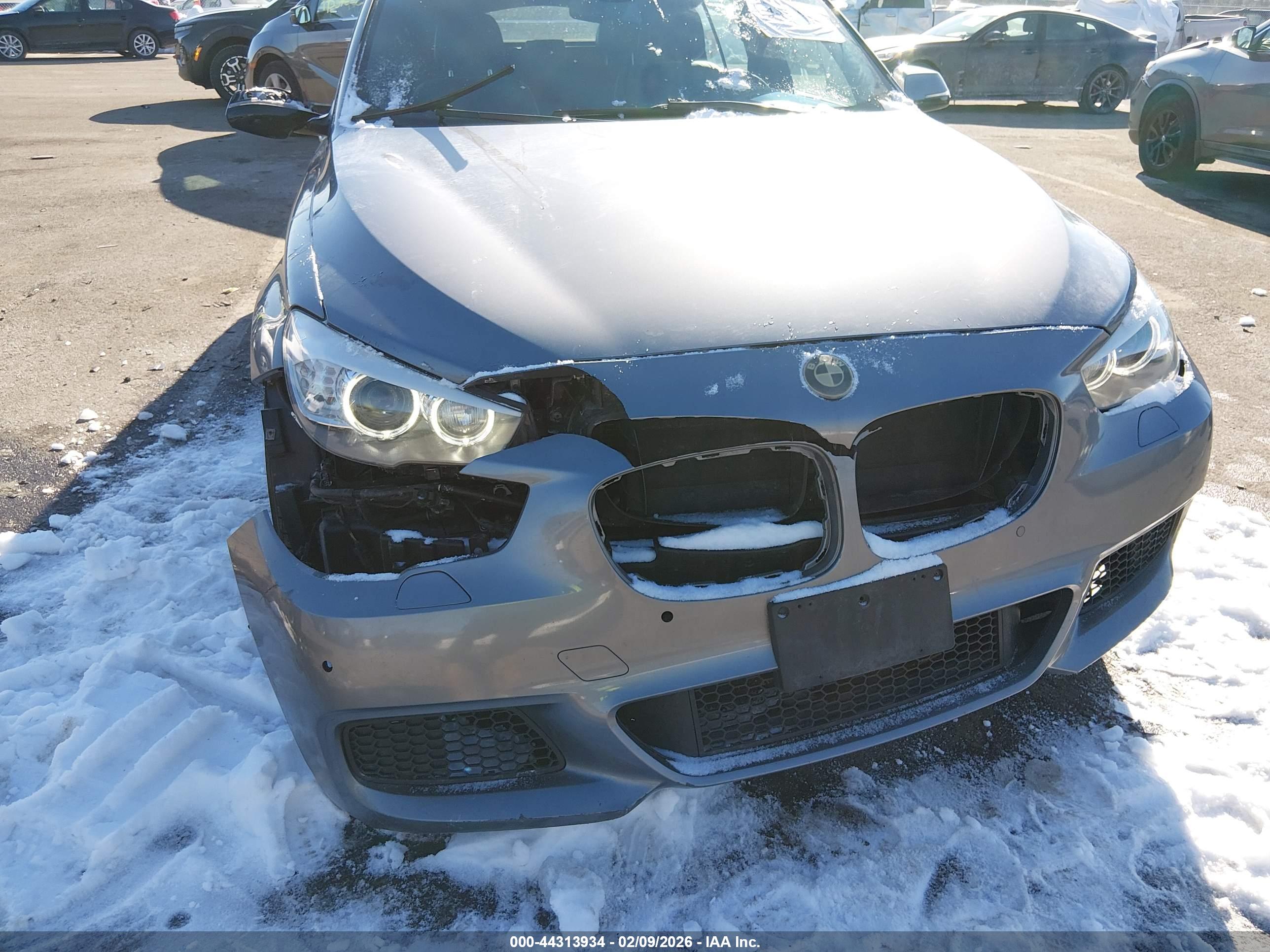 BMW 535I image 6