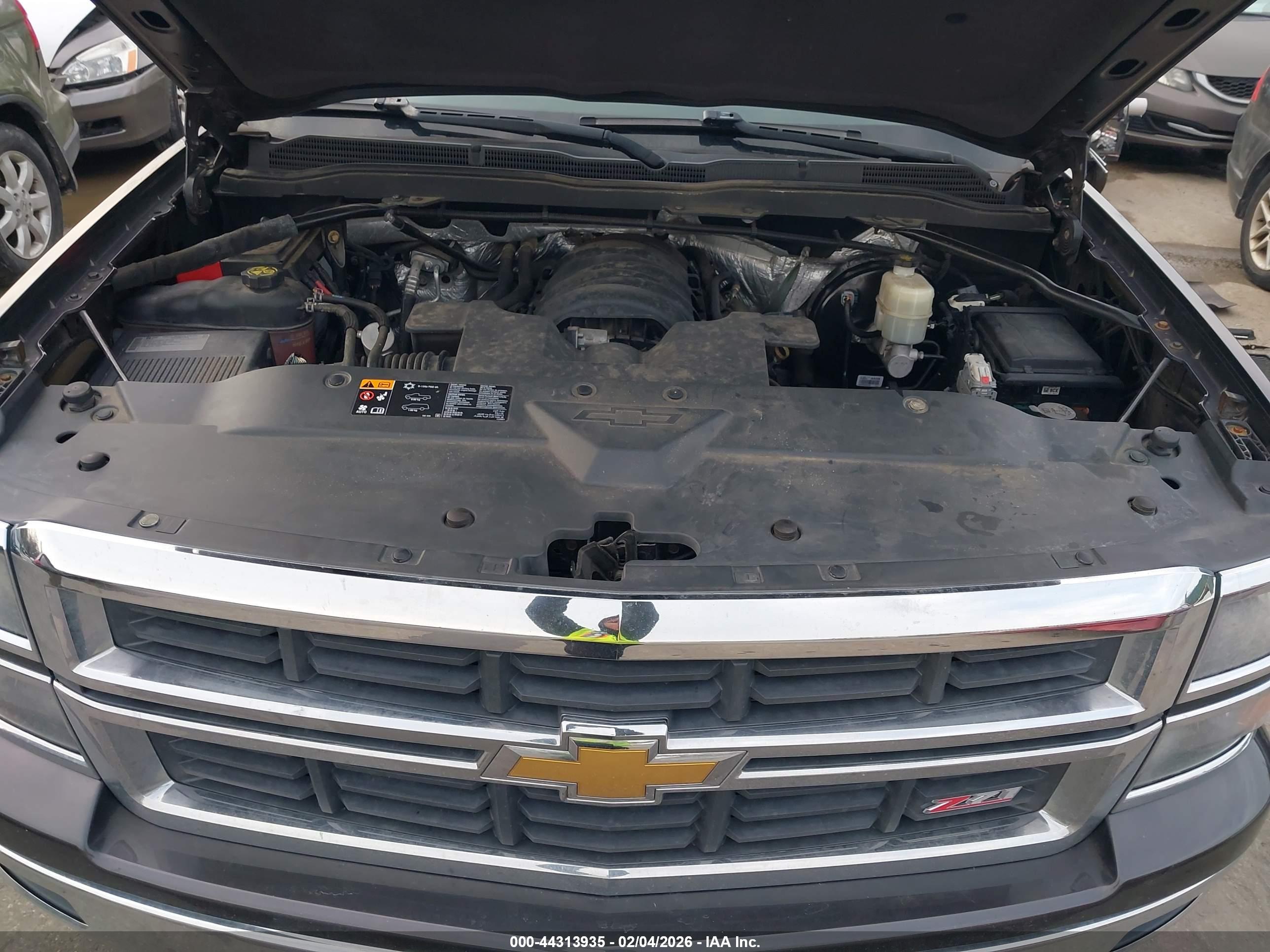 CHEVROLET SILVERADO image 10
