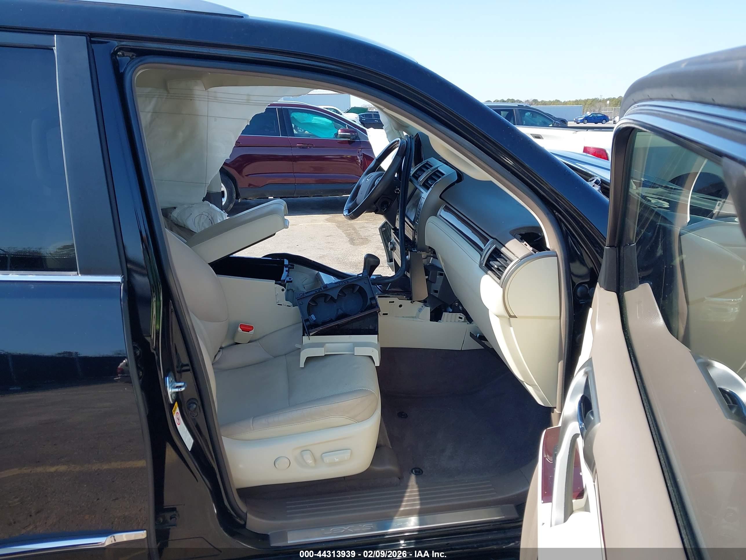 LEXUS GX image 5