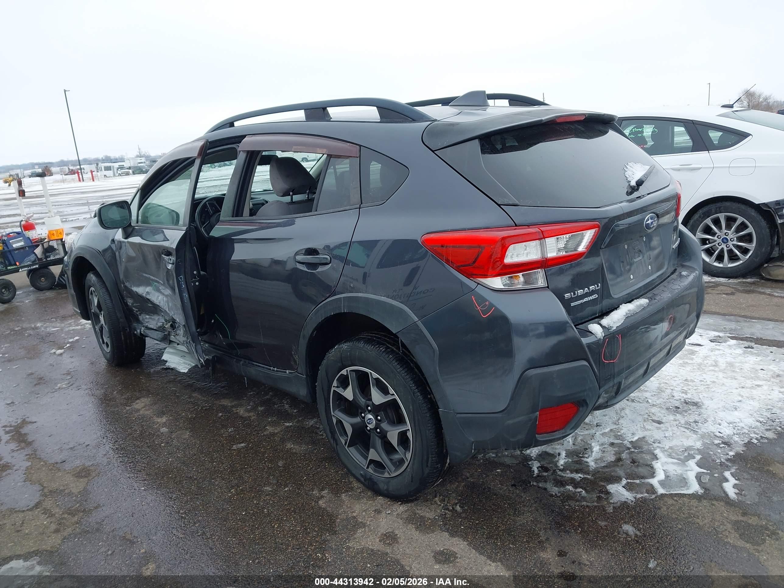 SUBARU CROSSTREK image 3