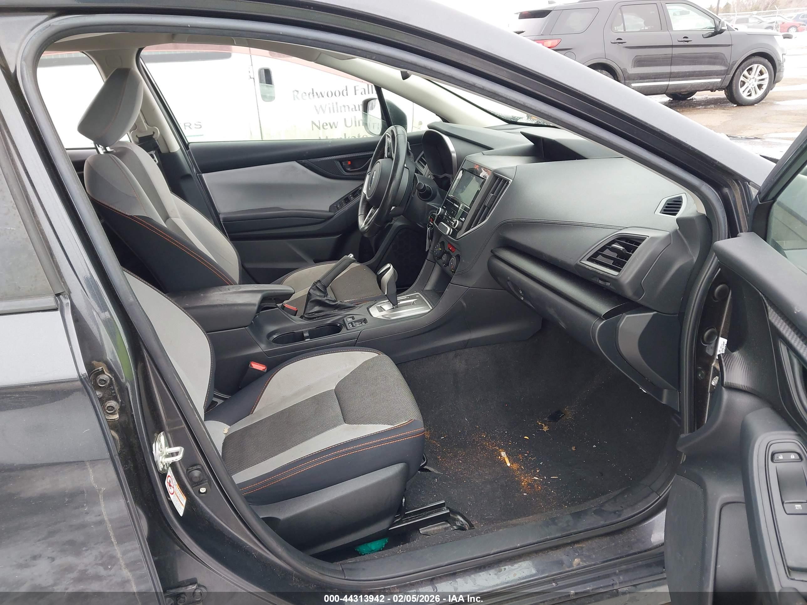 SUBARU CROSSTREK image 5