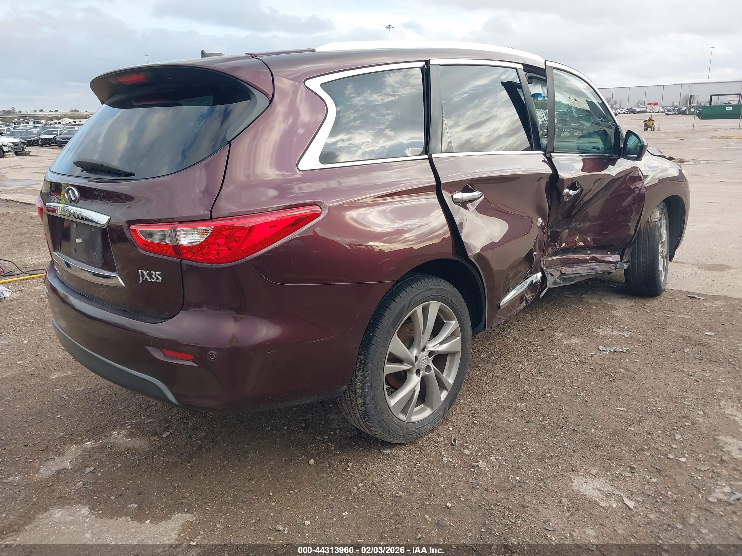 INFINITI JX35 image 4