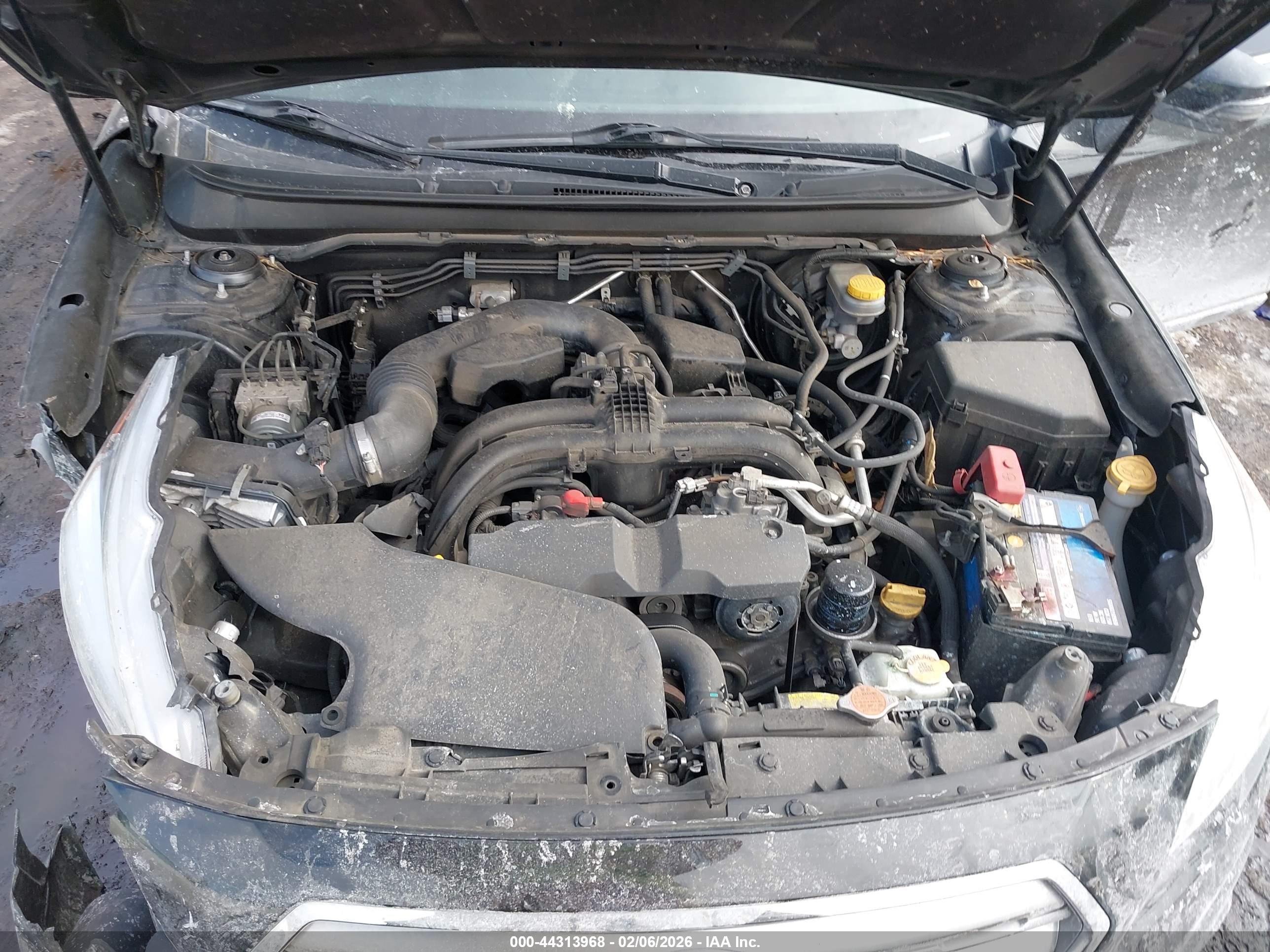 SUBARU OUTBACK image 10