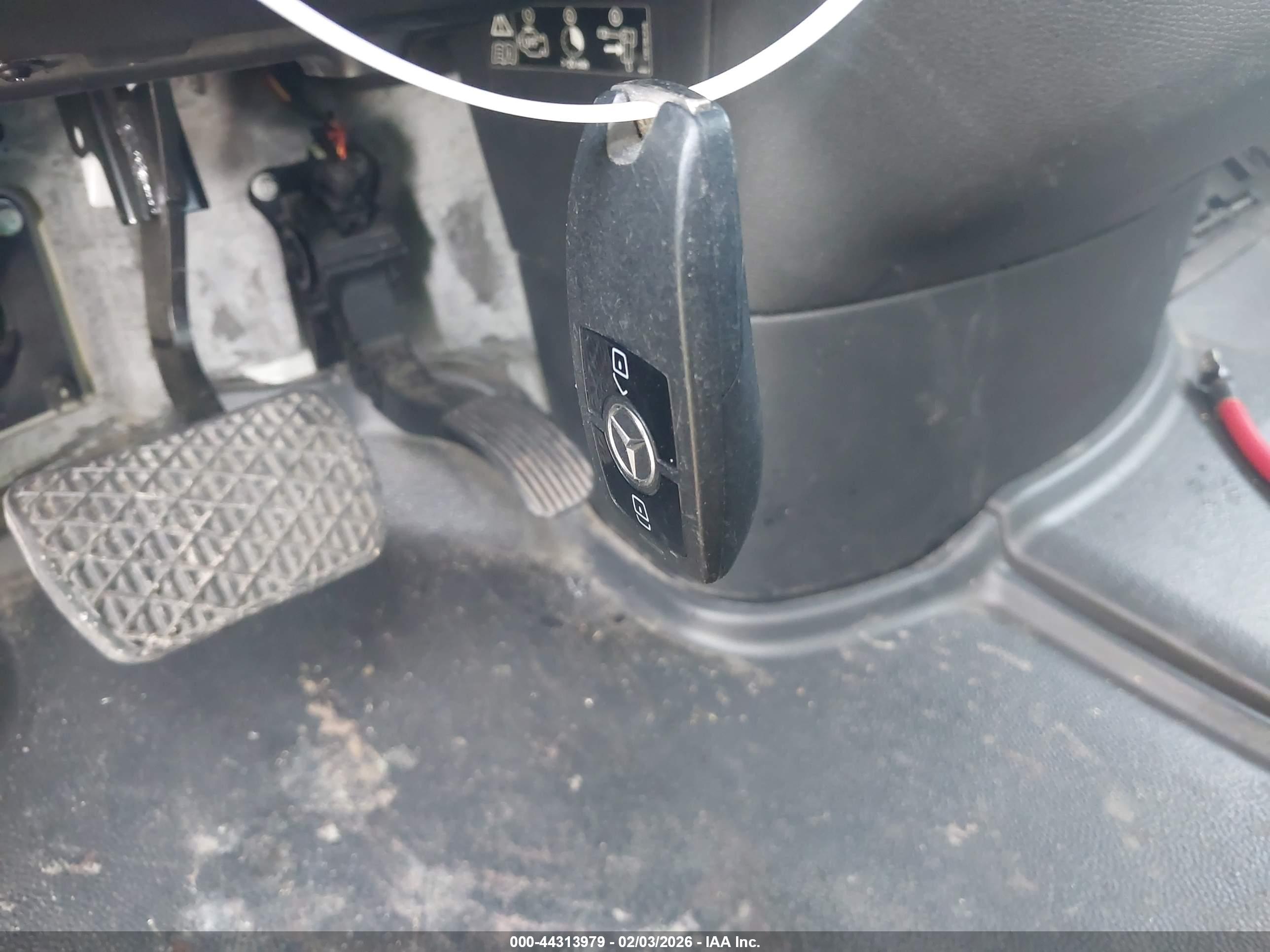 MERCEDES-BENZ SPRINTER image 11