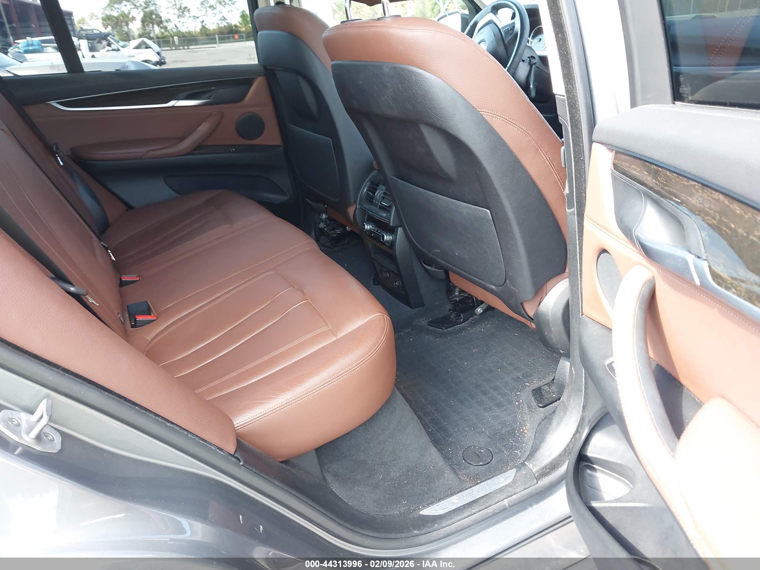 BMW X5 image 8