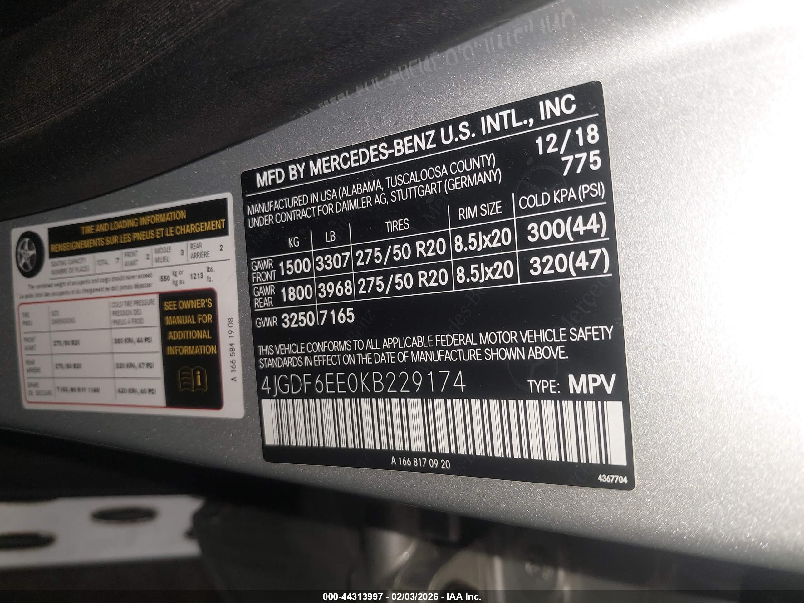 MERCEDES-BENZ GLS image 9
