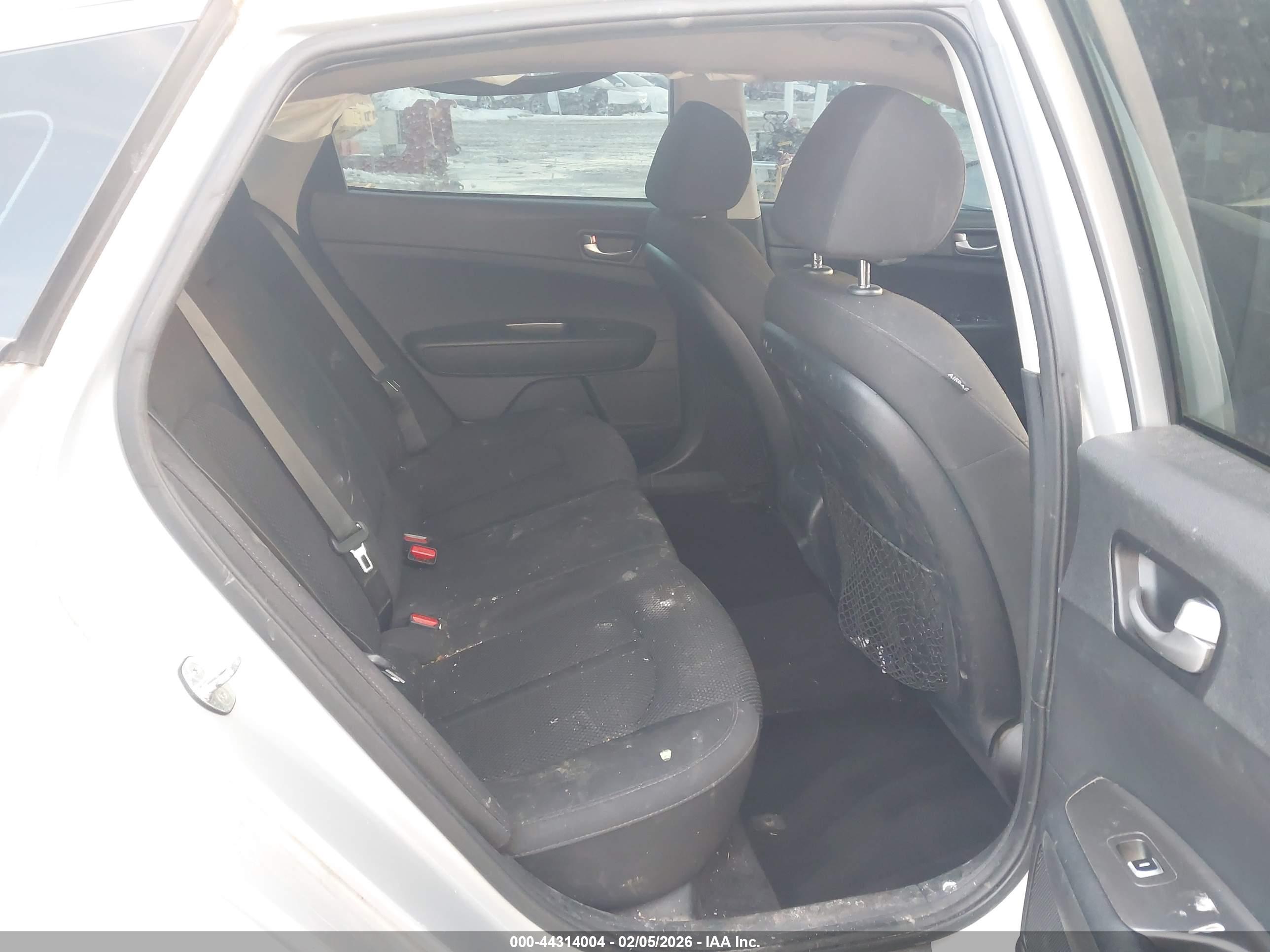 KIA OPTIMA image 8