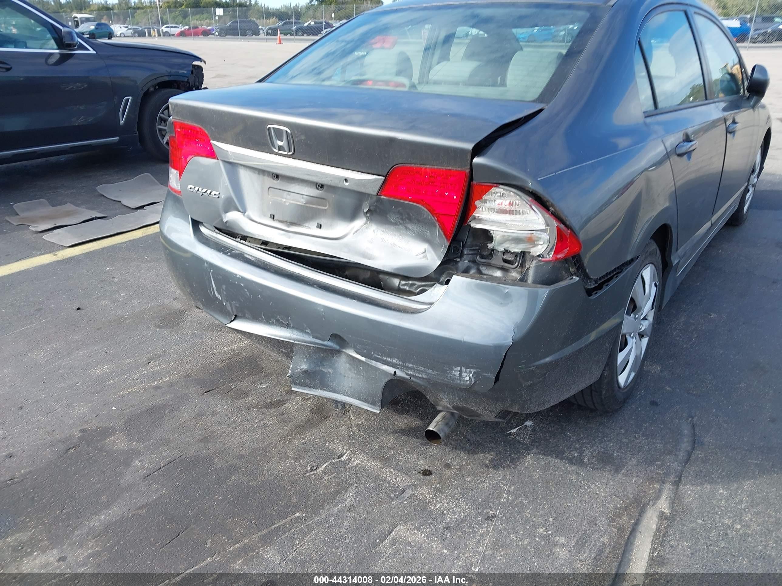 HONDA CIVIC image 6