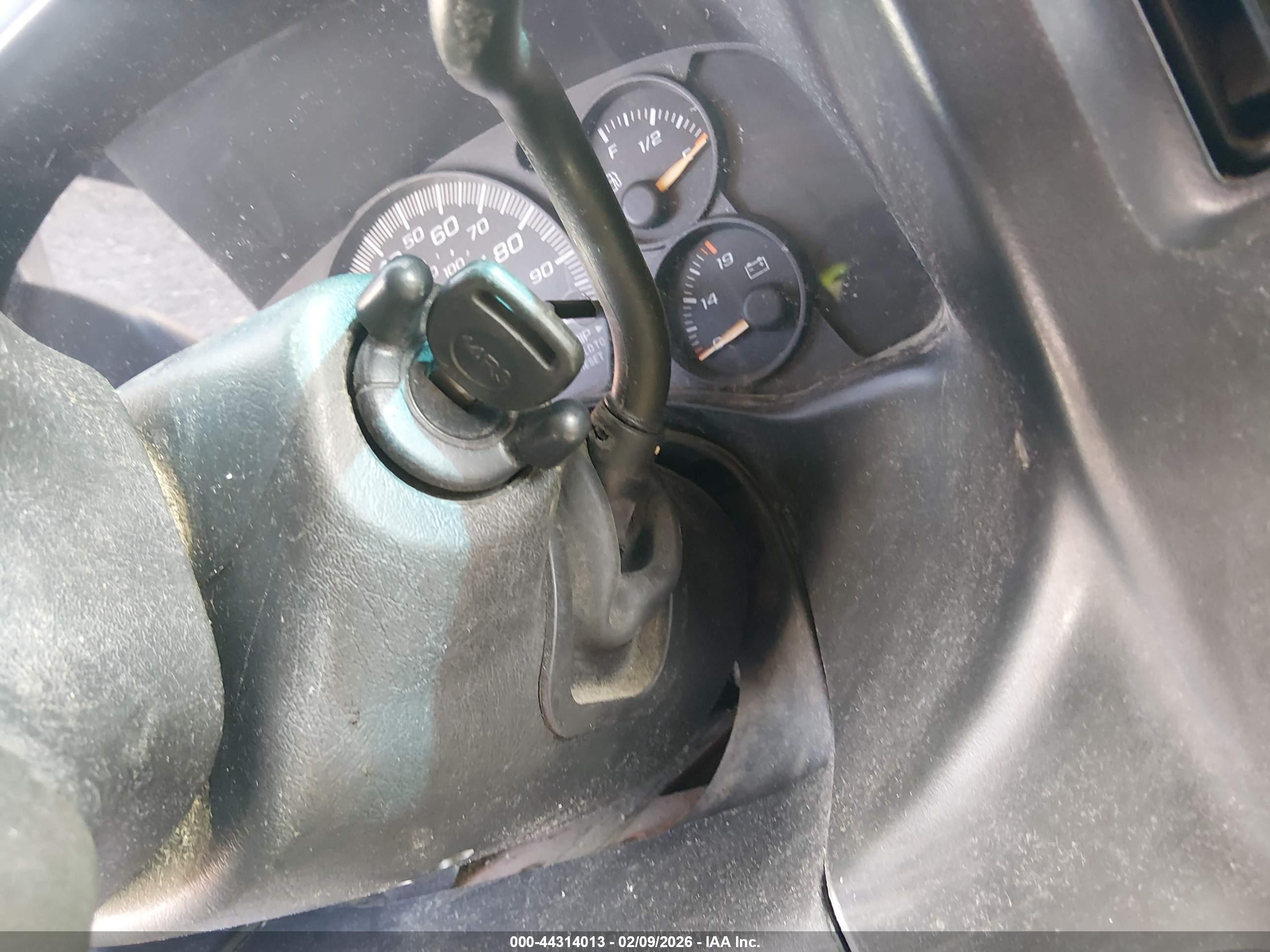 GMC SAVANA image 11