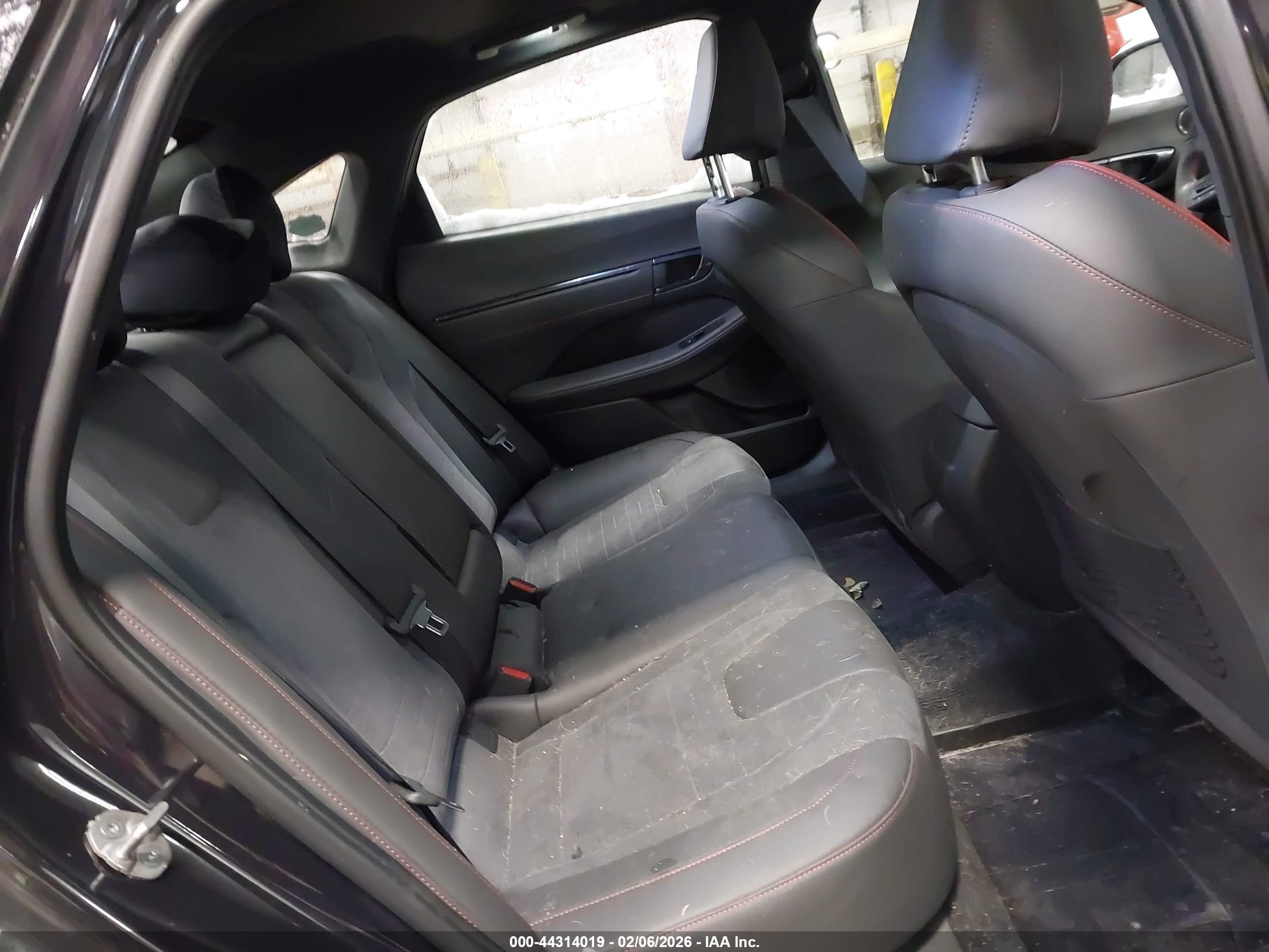 HYUNDAI SONATA image 8