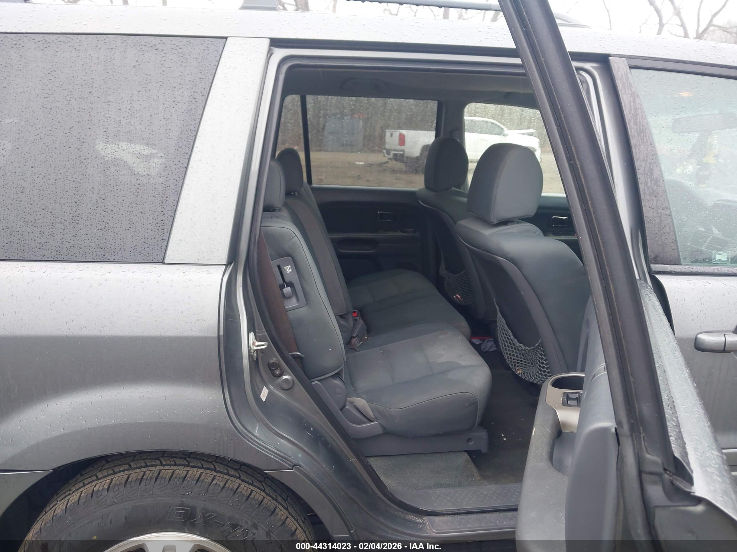HONDA PILOT image 8