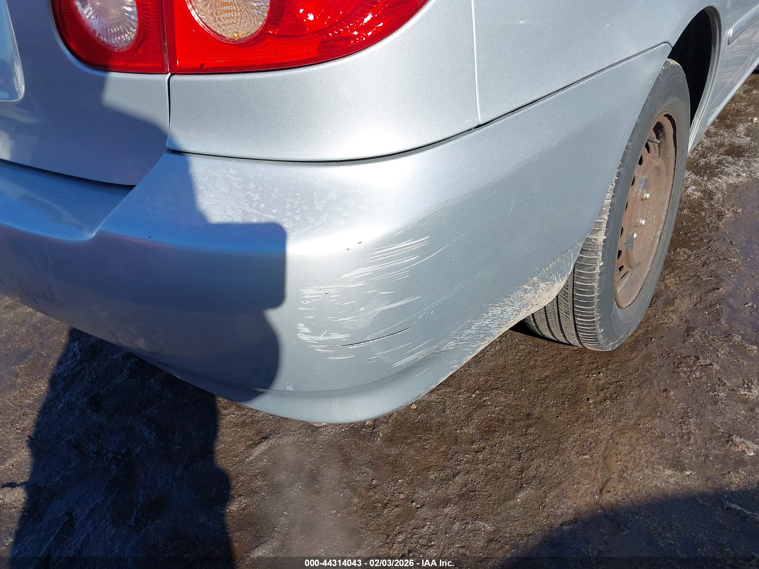 TOYOTA COROLLA image 6