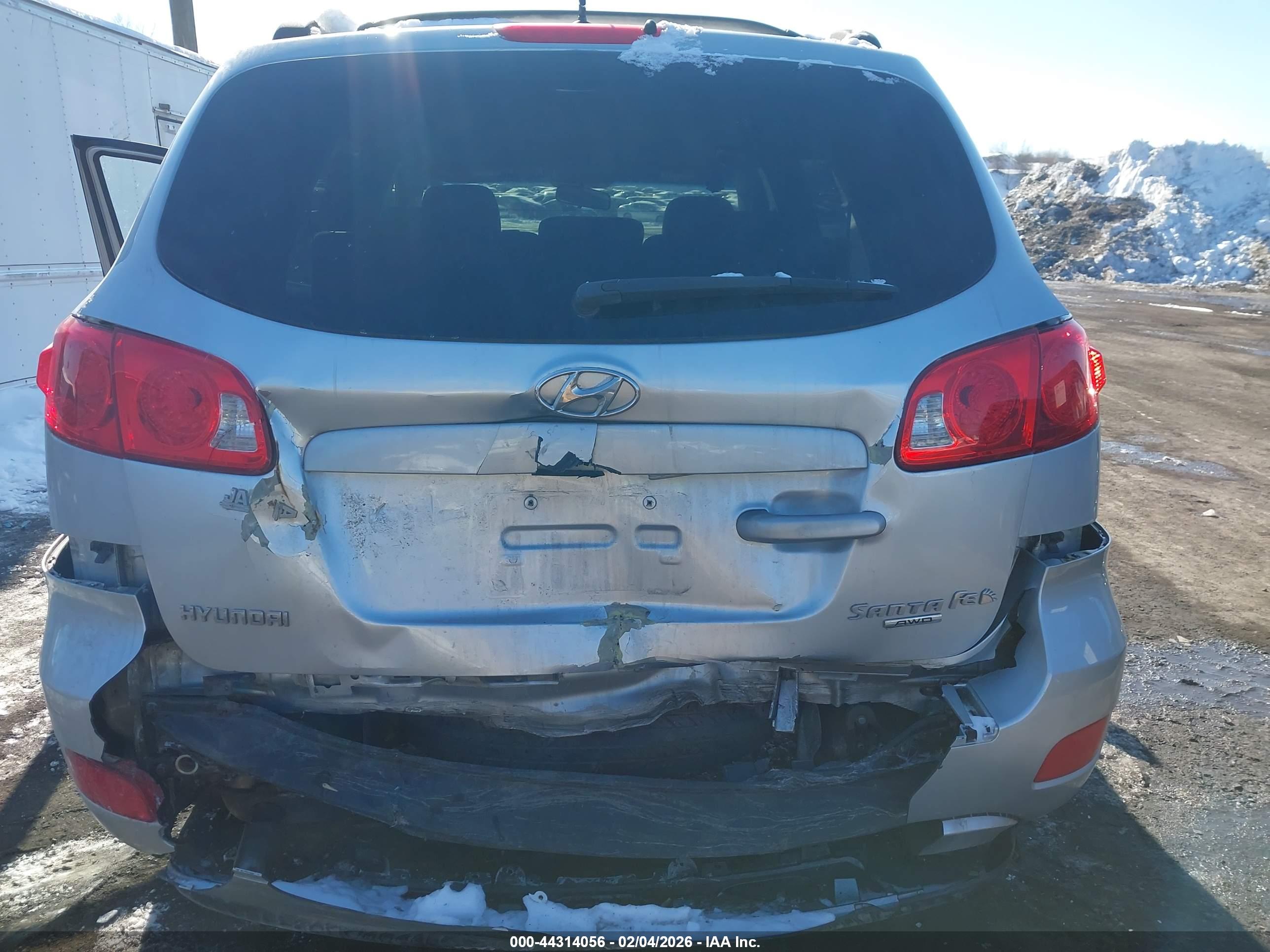 HYUNDAI SANTA image 6