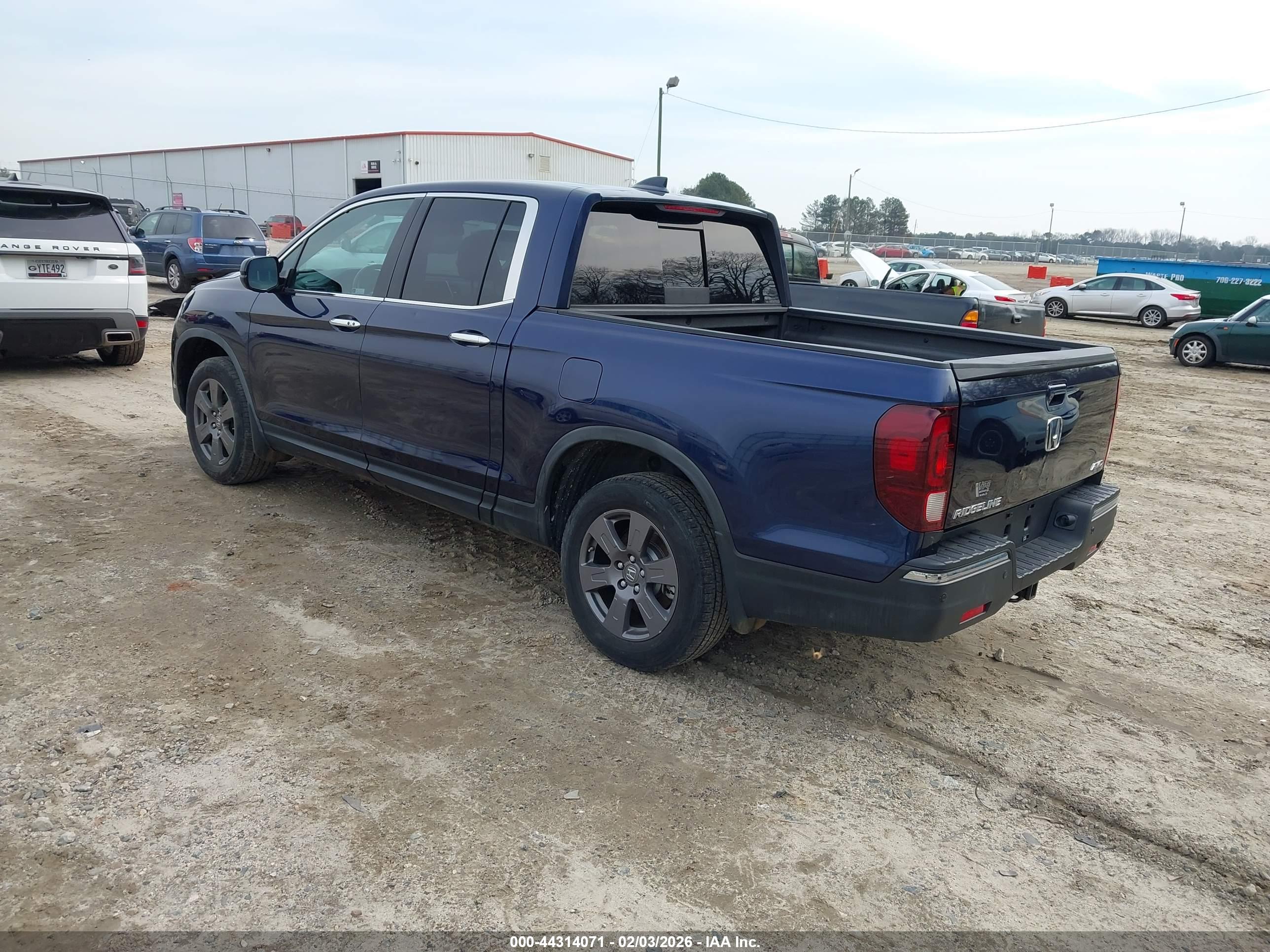 HONDA RIDGELINE image 3
