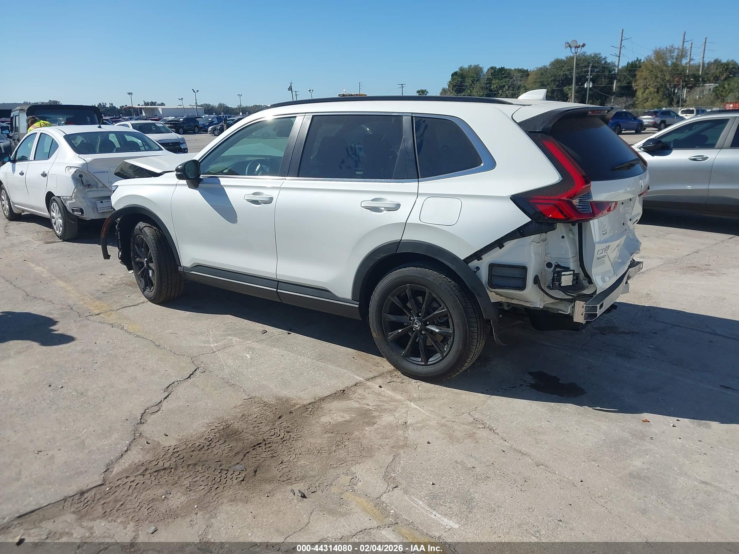 HONDA CR-V image 3