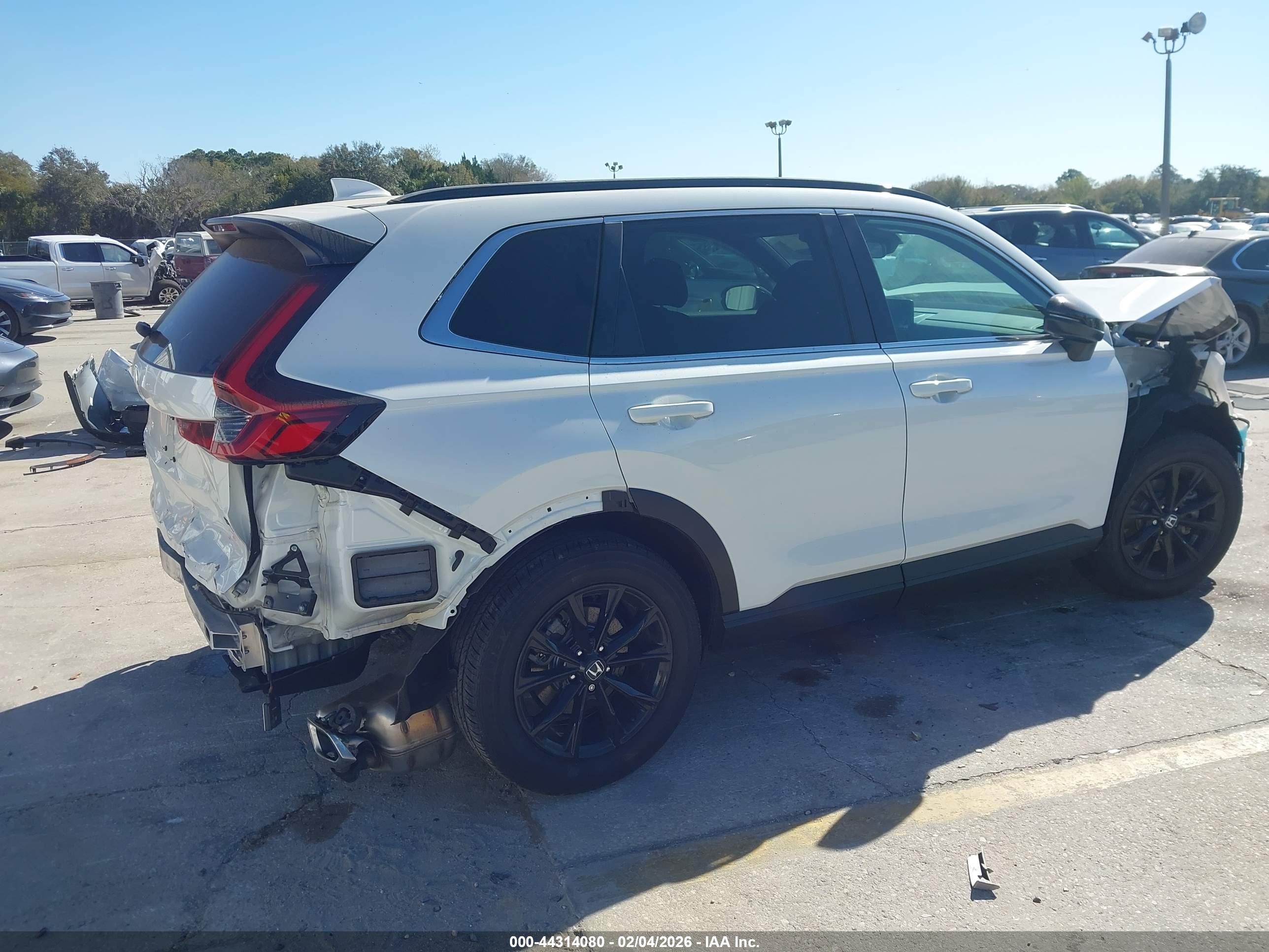 HONDA CR-V image 4