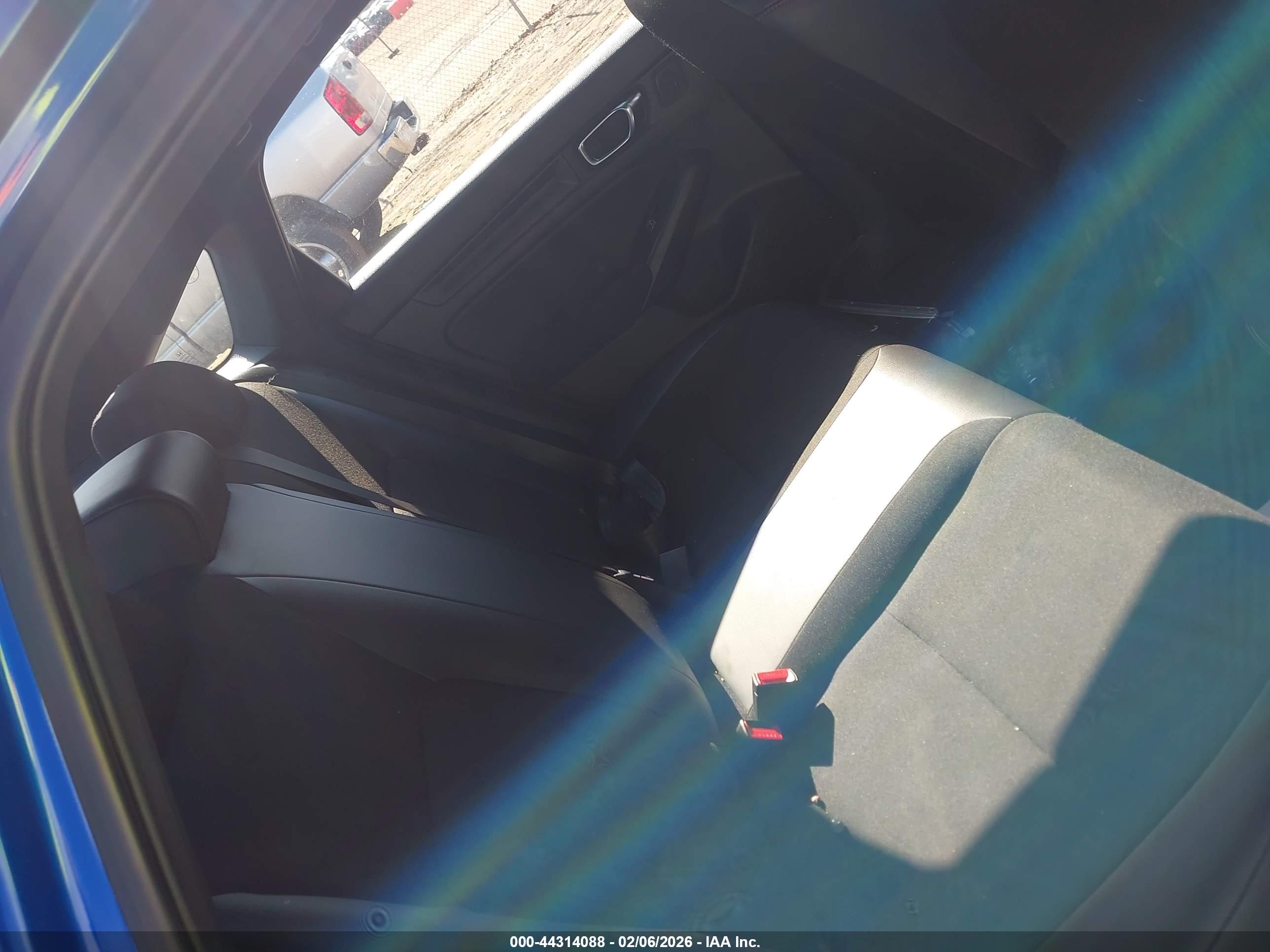 HONDA CIVIC image 8