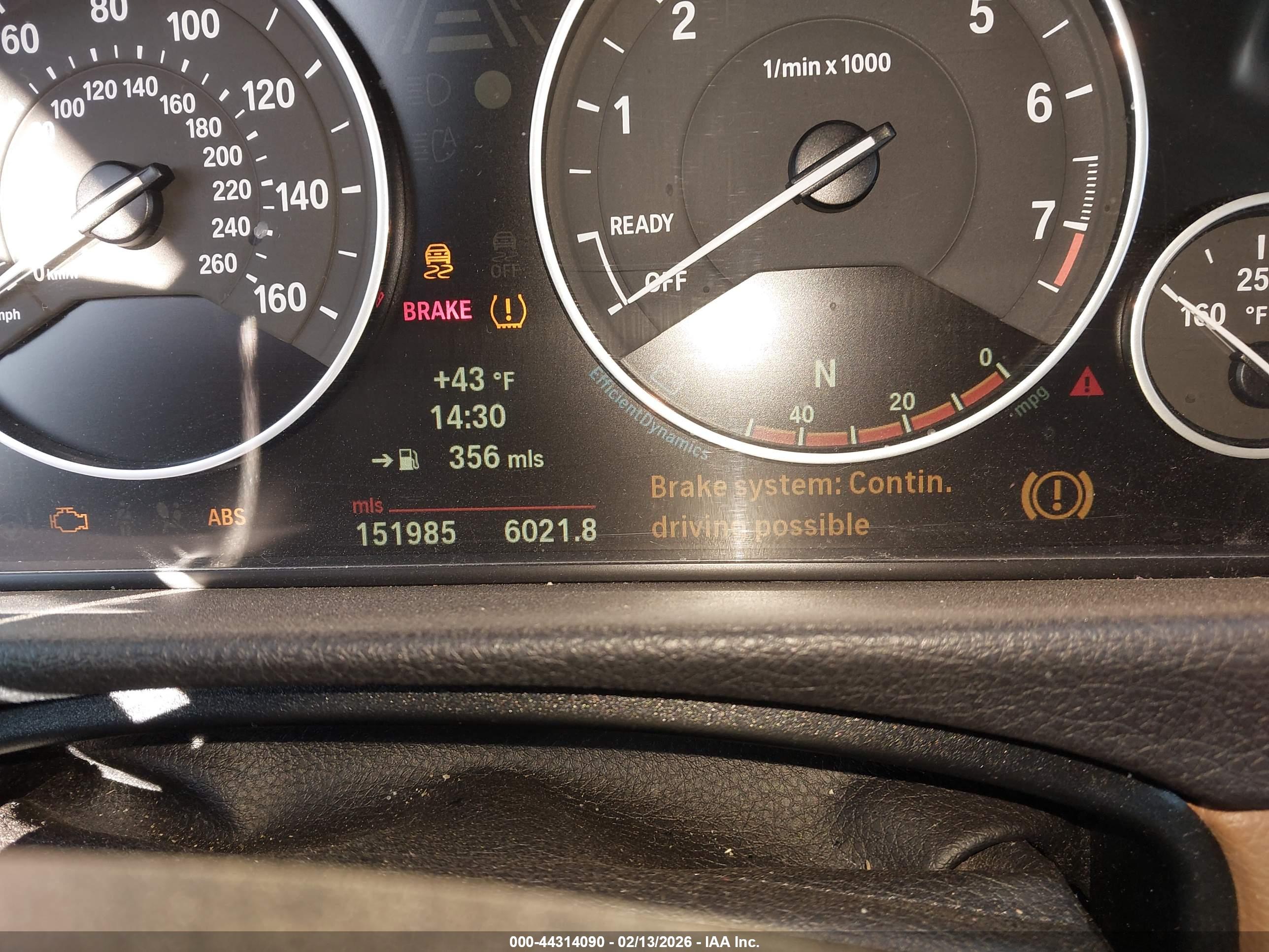 BMW 328I image 7