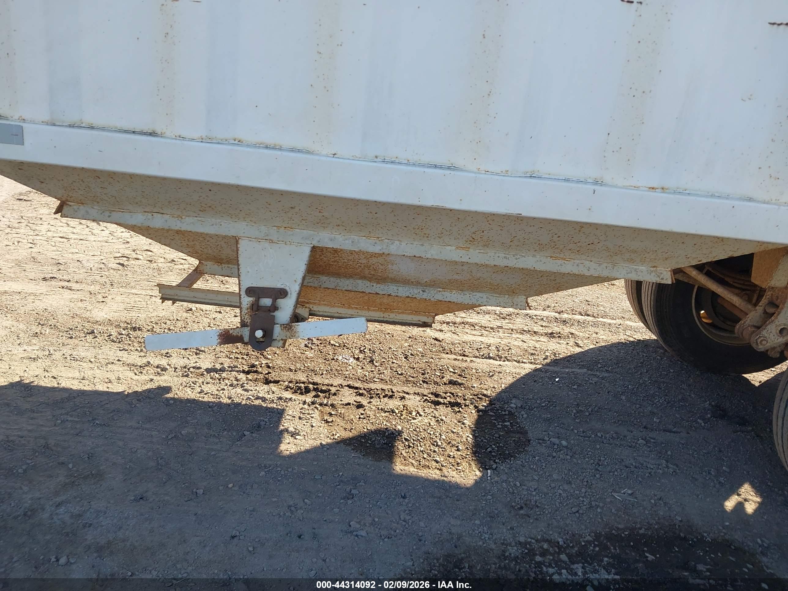 CONSTRUCTION TRAILER image 7
