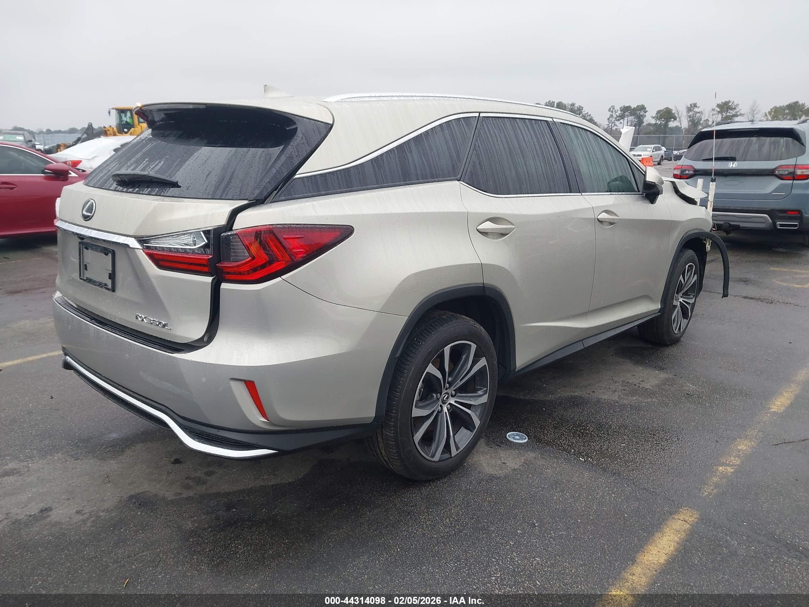 LEXUS RX image 4
