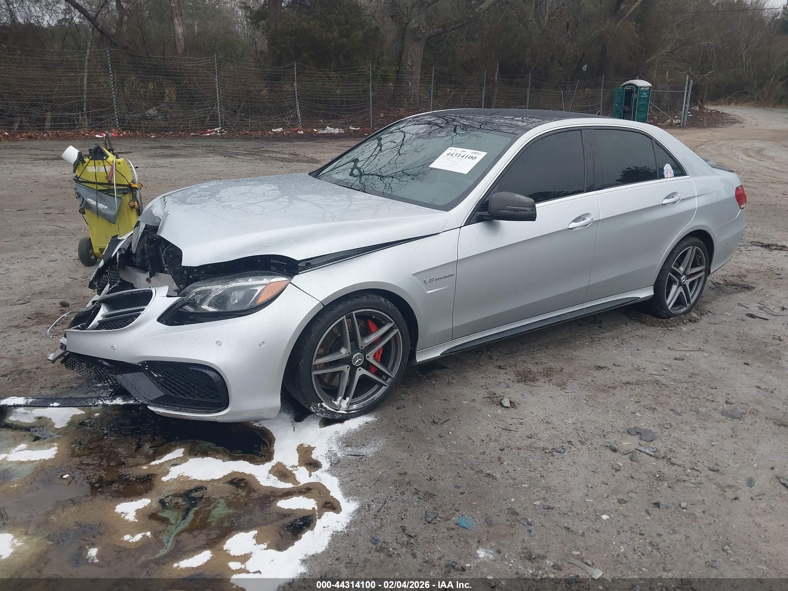 MERCEDES-BENZ E image 2
