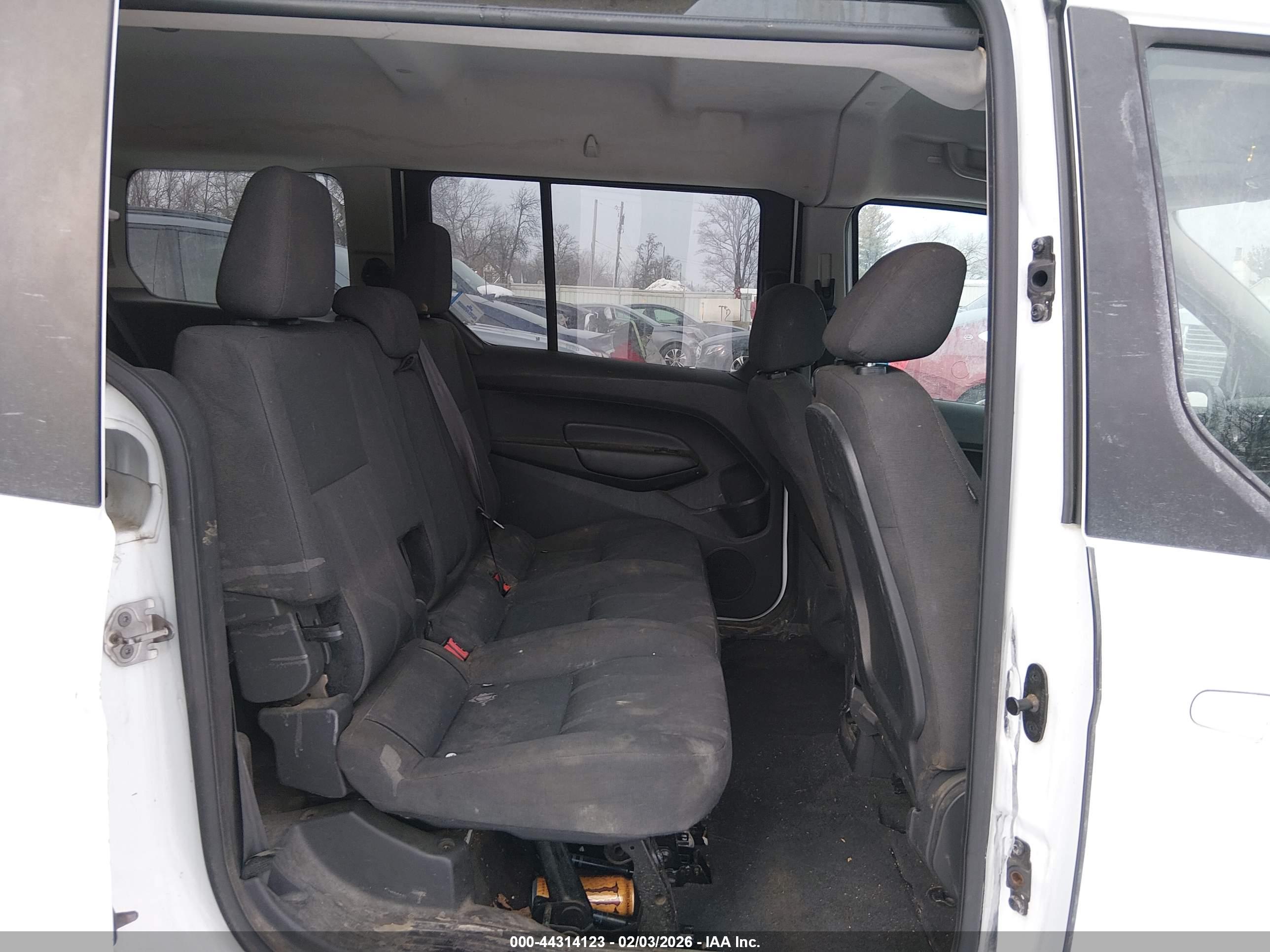 FORD TRANSIT image 8