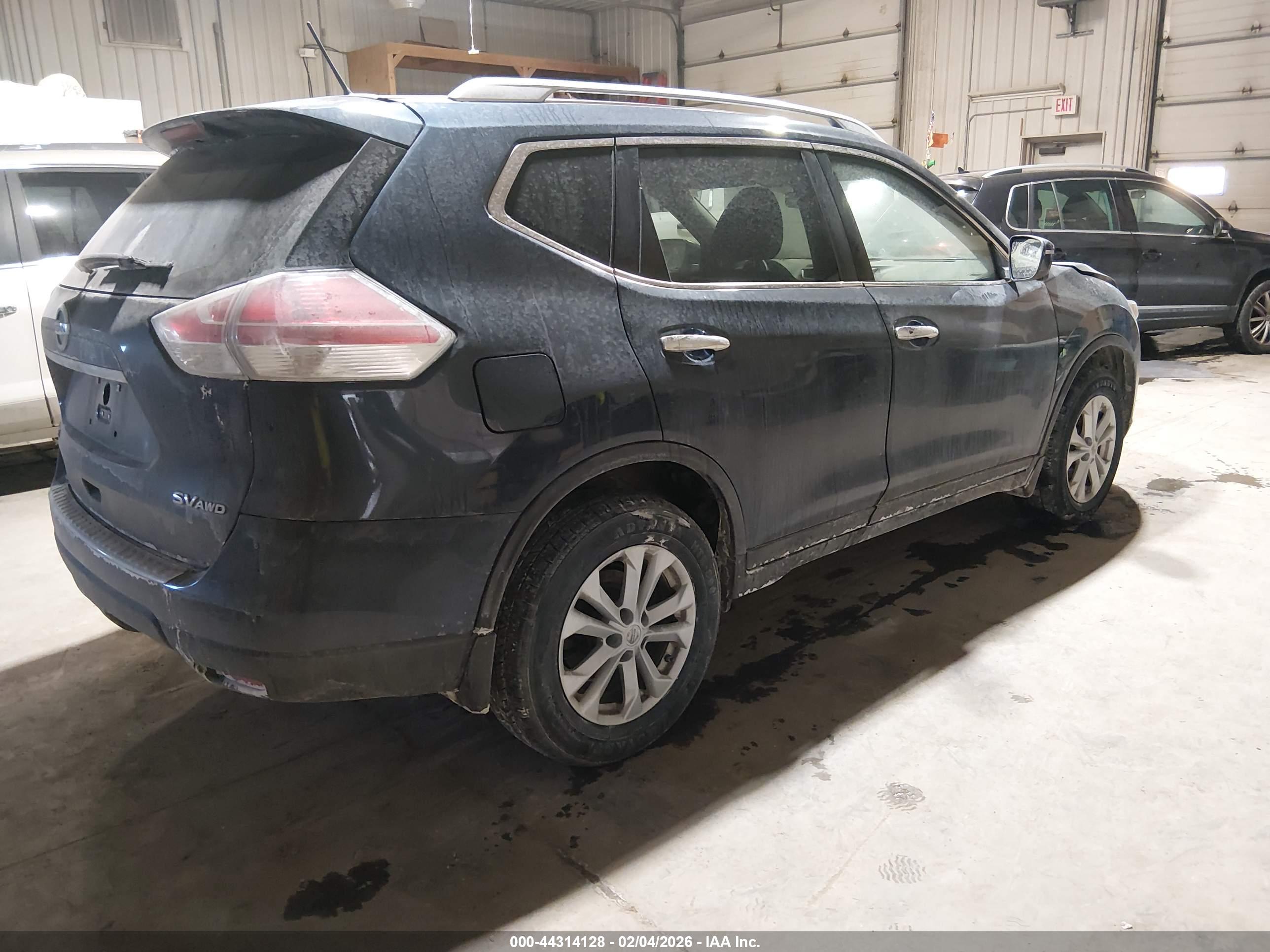 NISSAN ROGUE image 4