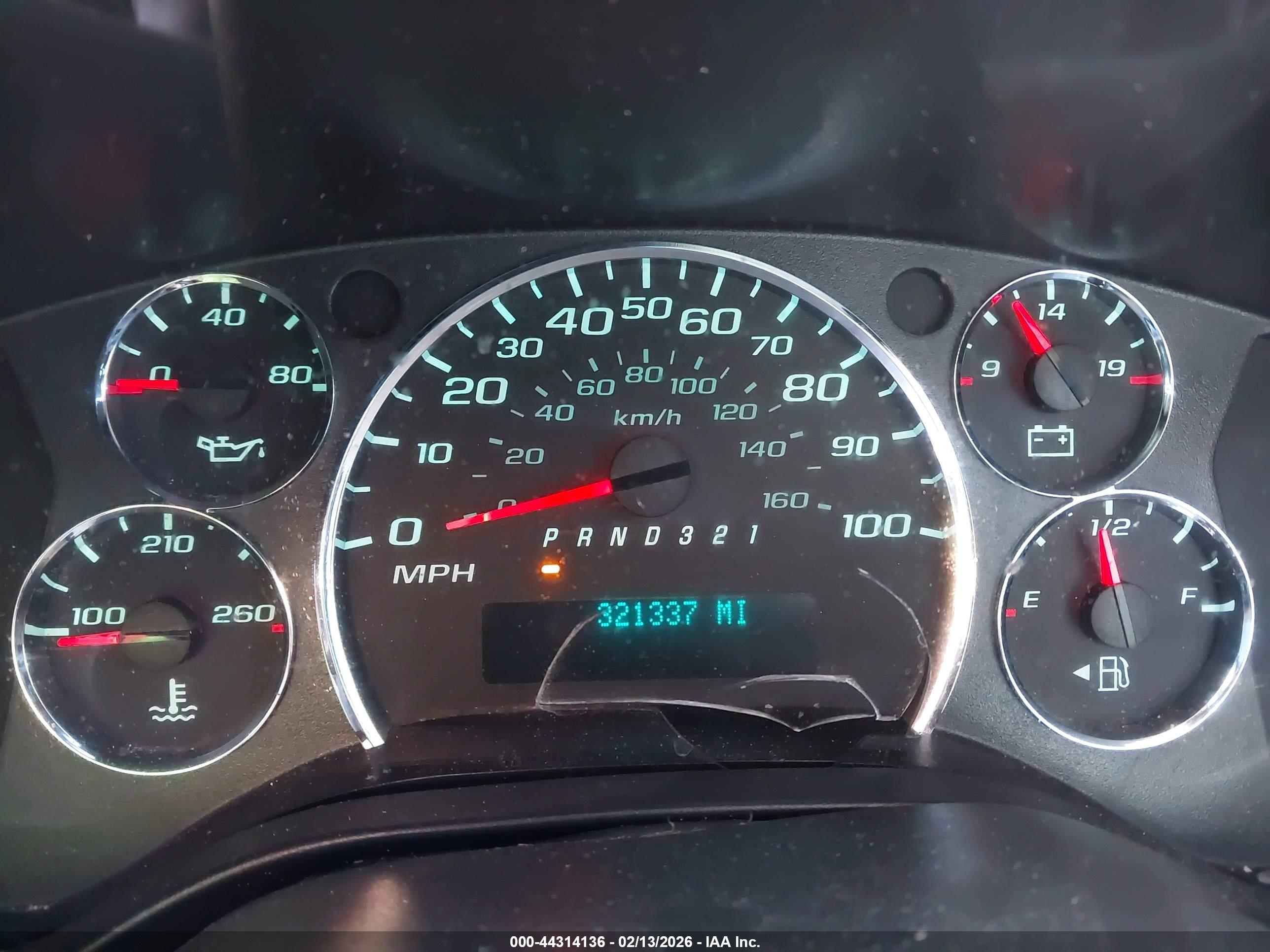 CHEVROLET EXPRESS image 7