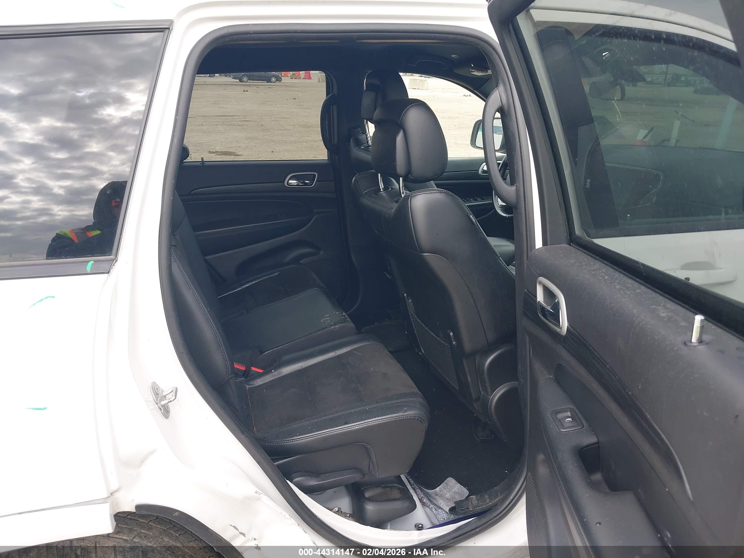 JEEP GRAND image 8