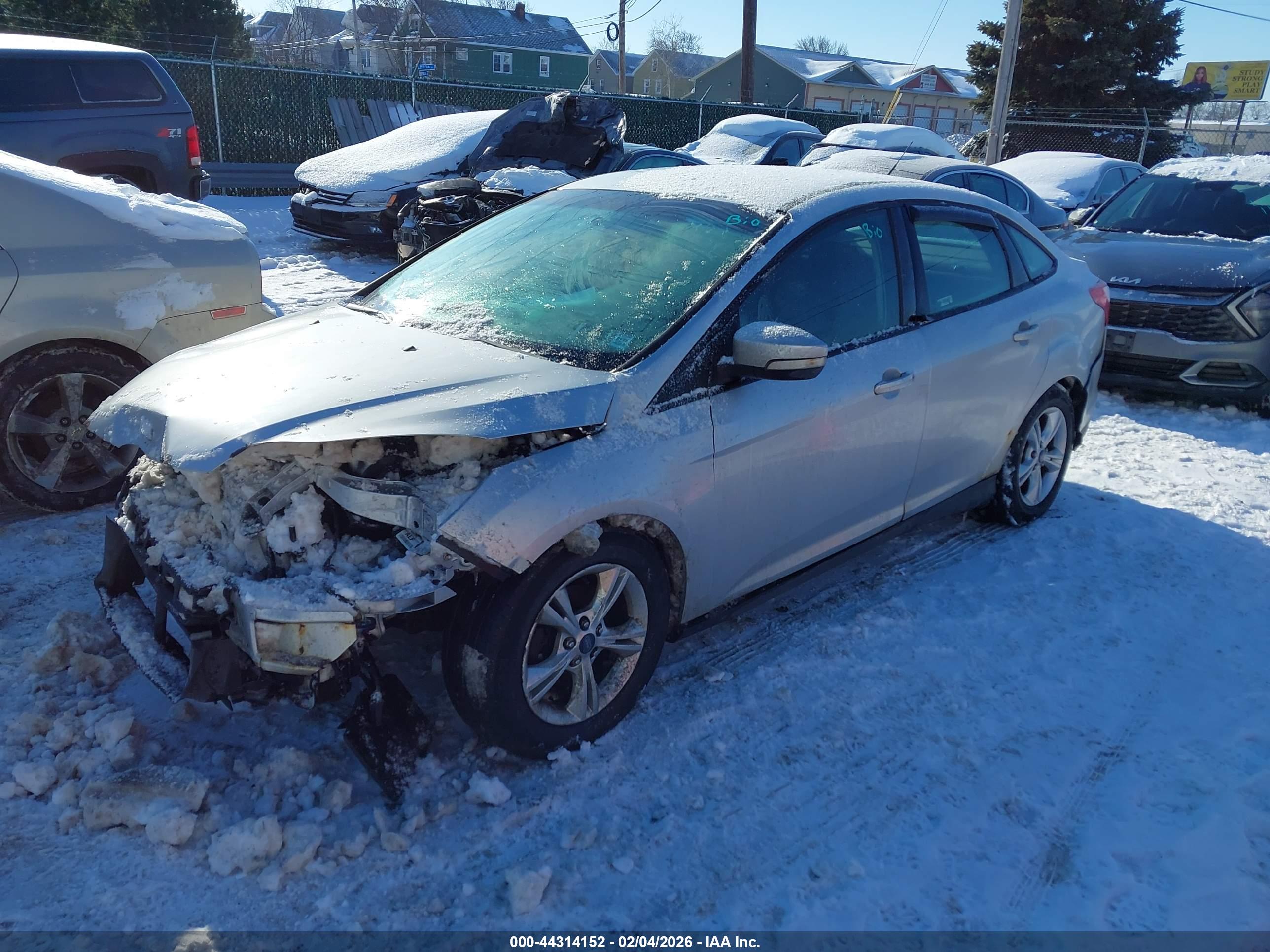 FORD FOCUS image 2