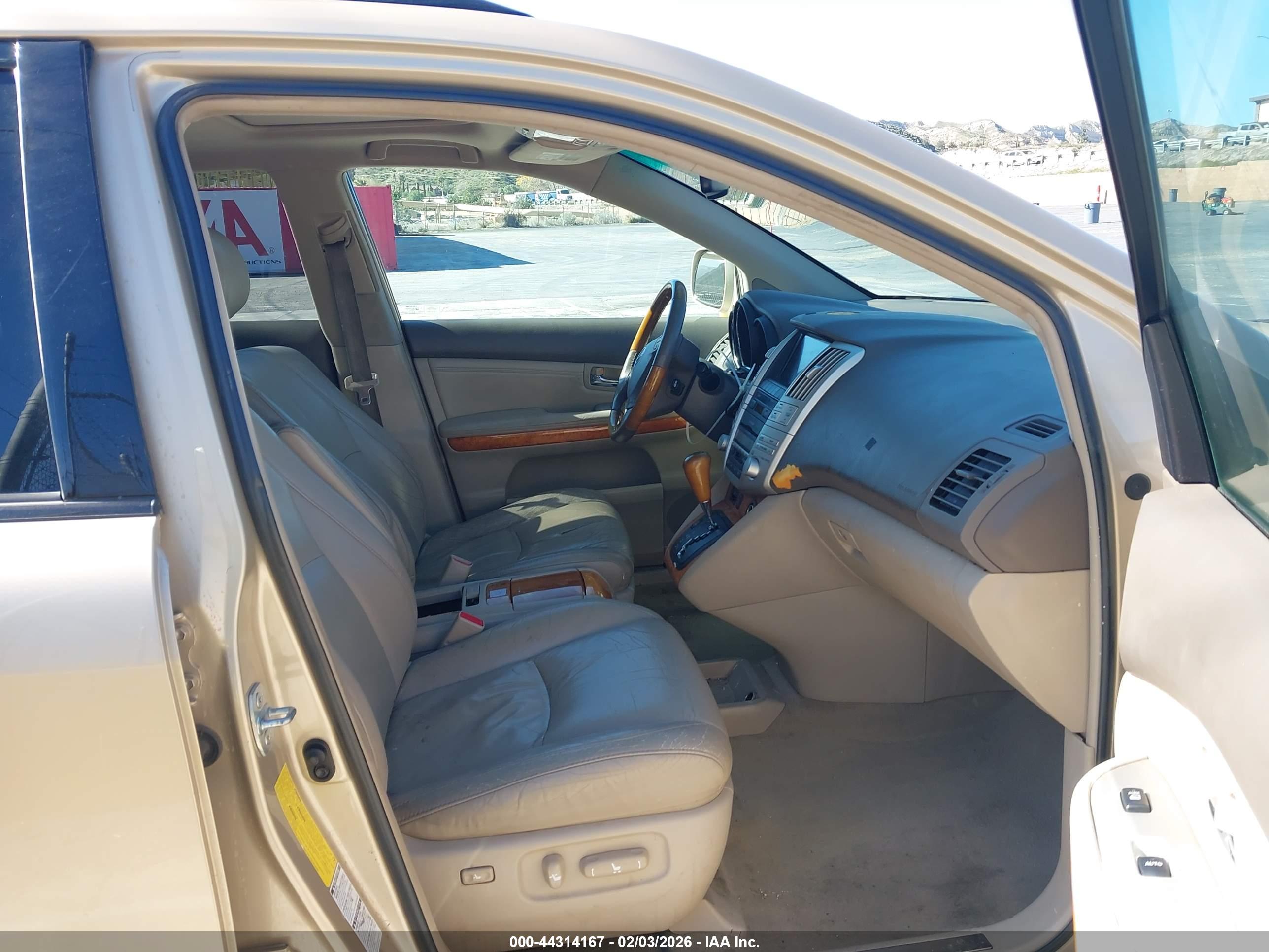 LEXUS RX image 5