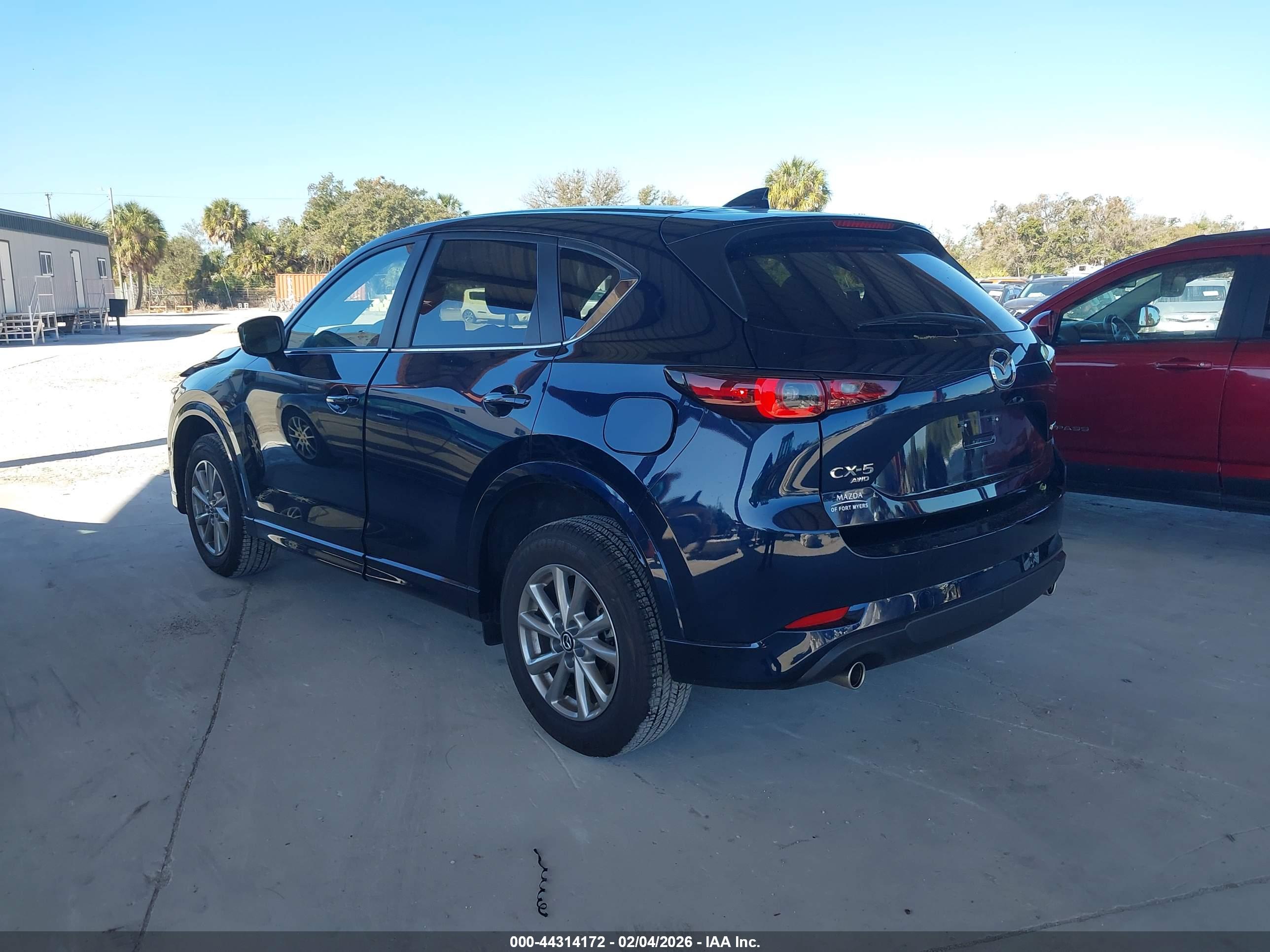 MAZDA CX-5 image 3