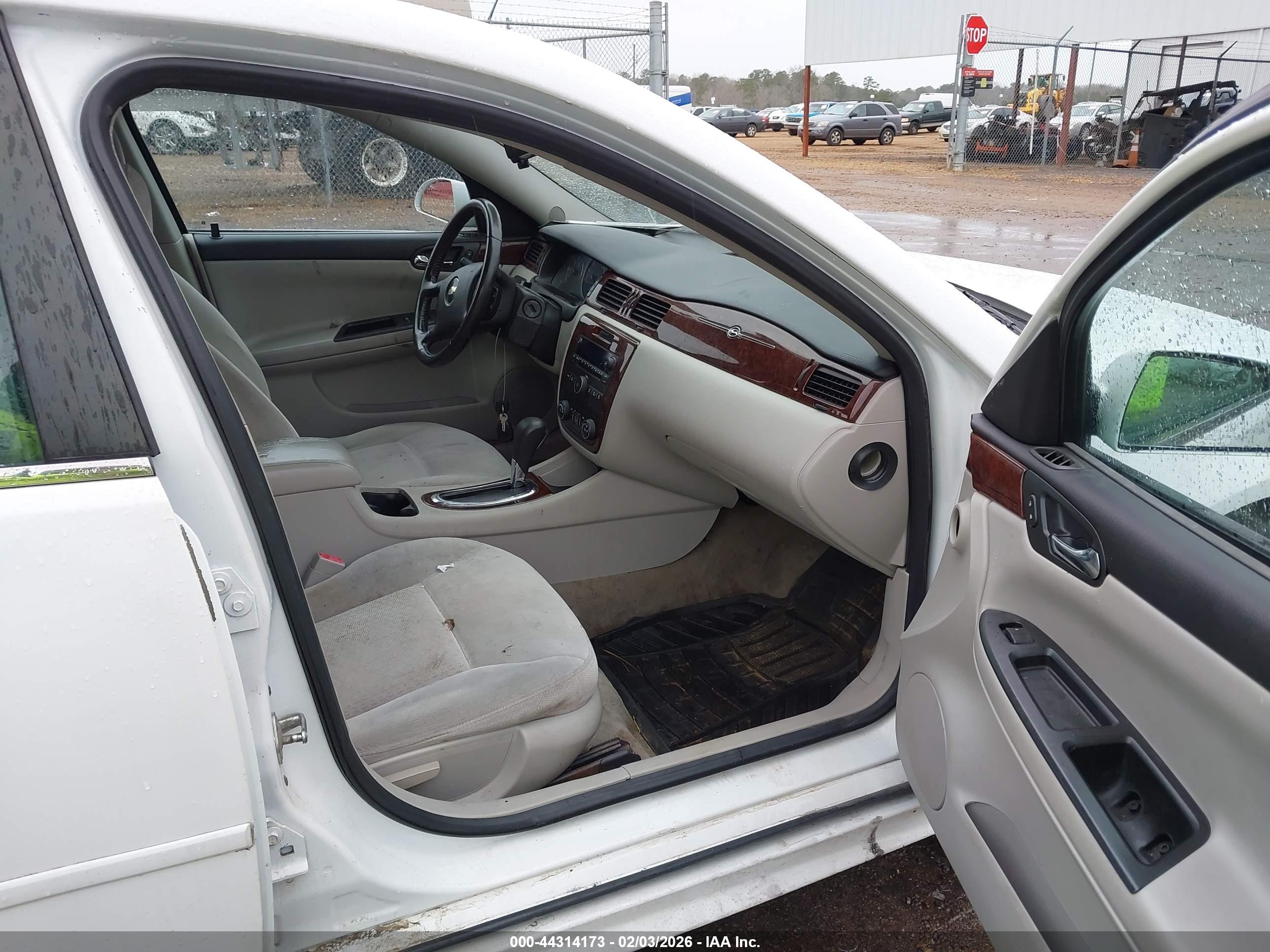 CHEVROLET IMPALA image 5