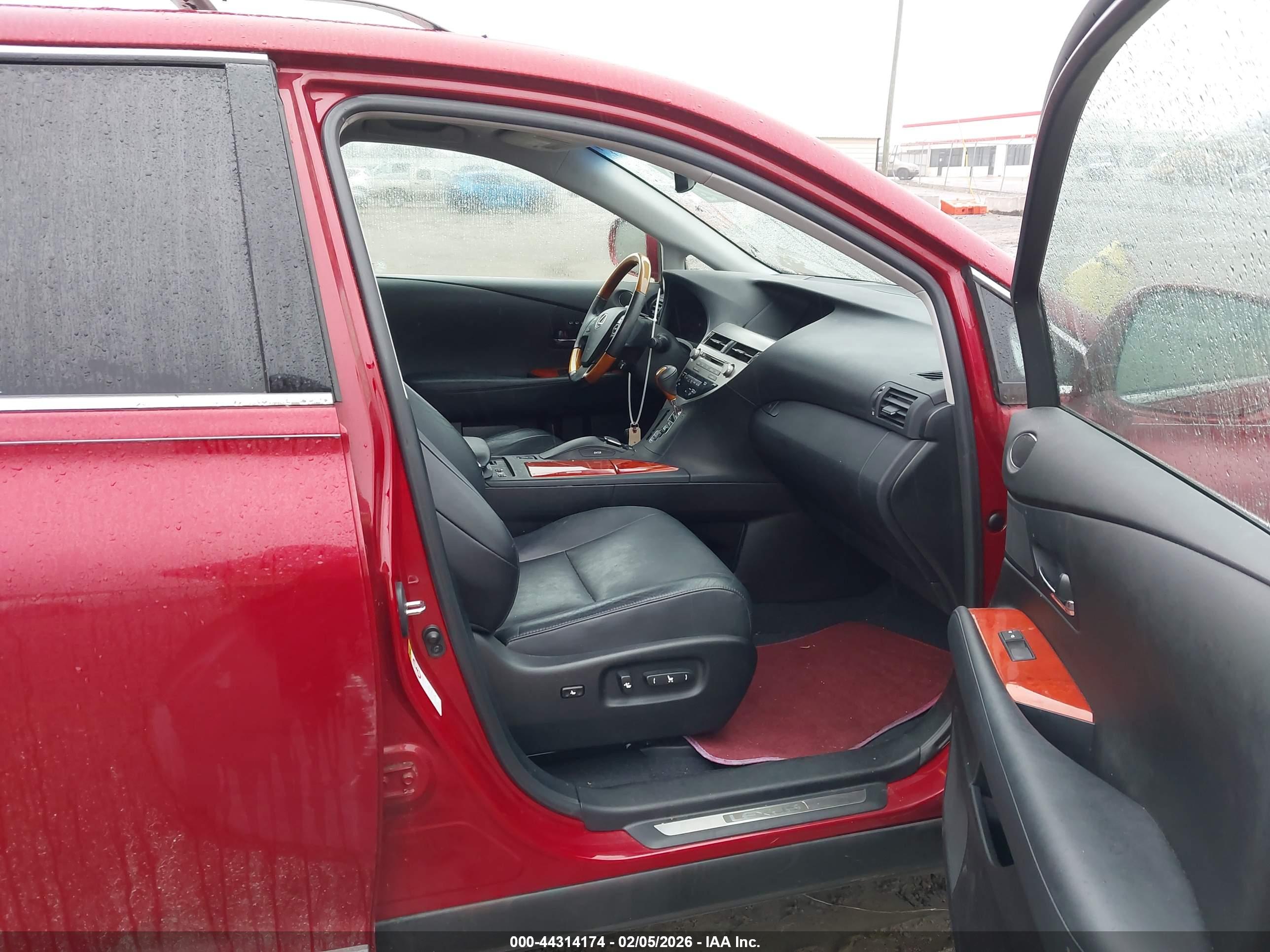 LEXUS RX image 5
