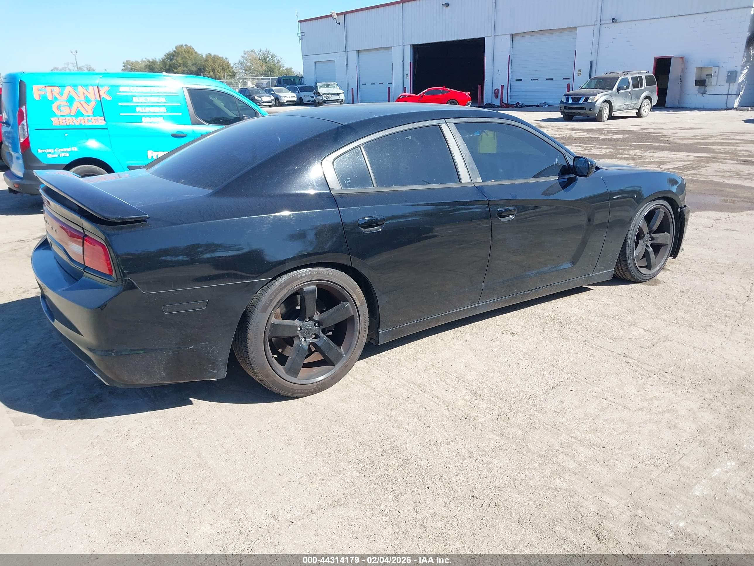 DODGE CHARGER image 4