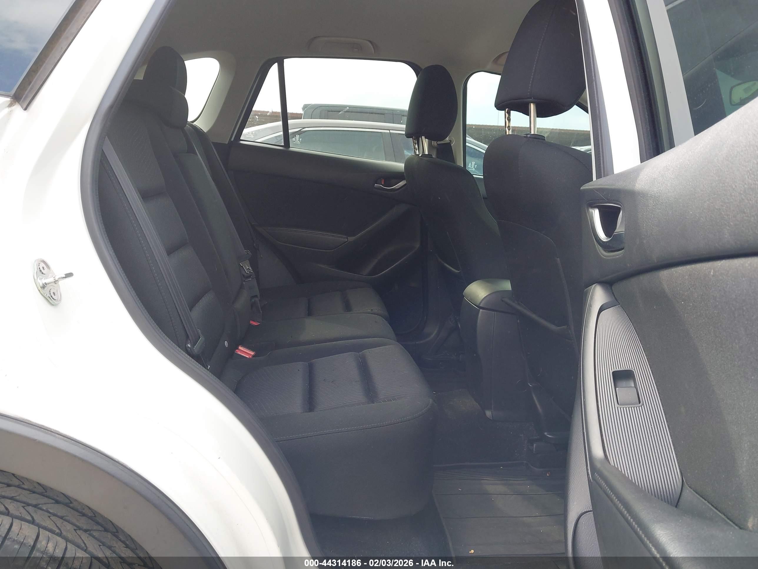 MAZDA CX-5 image 8