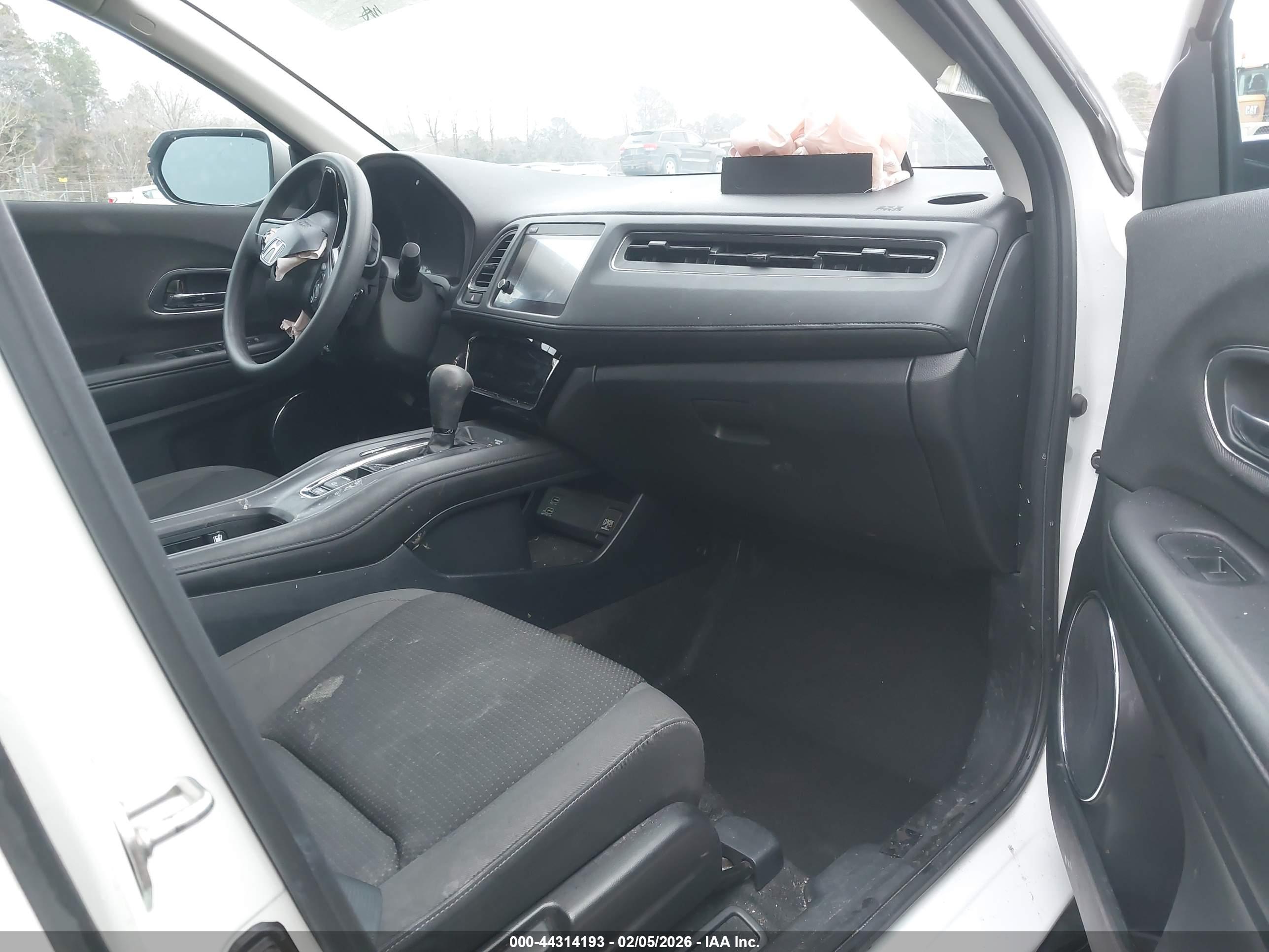HONDA HR-V image 5