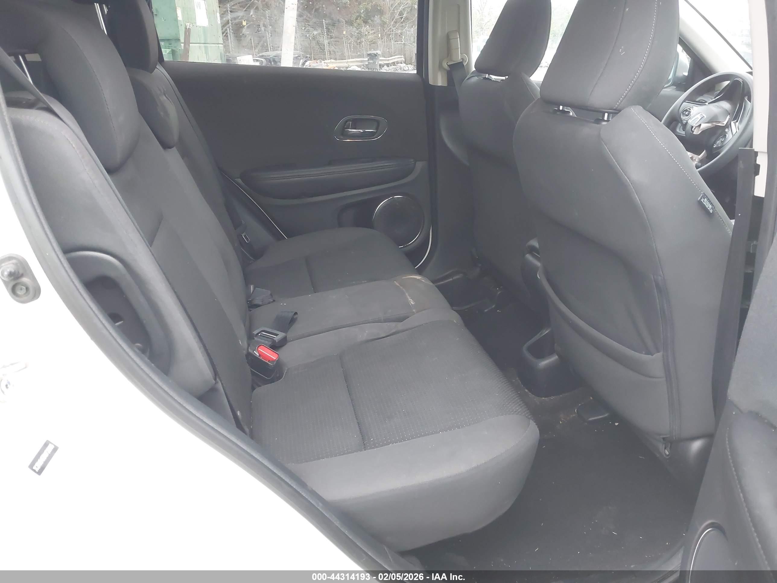 HONDA HR-V image 8