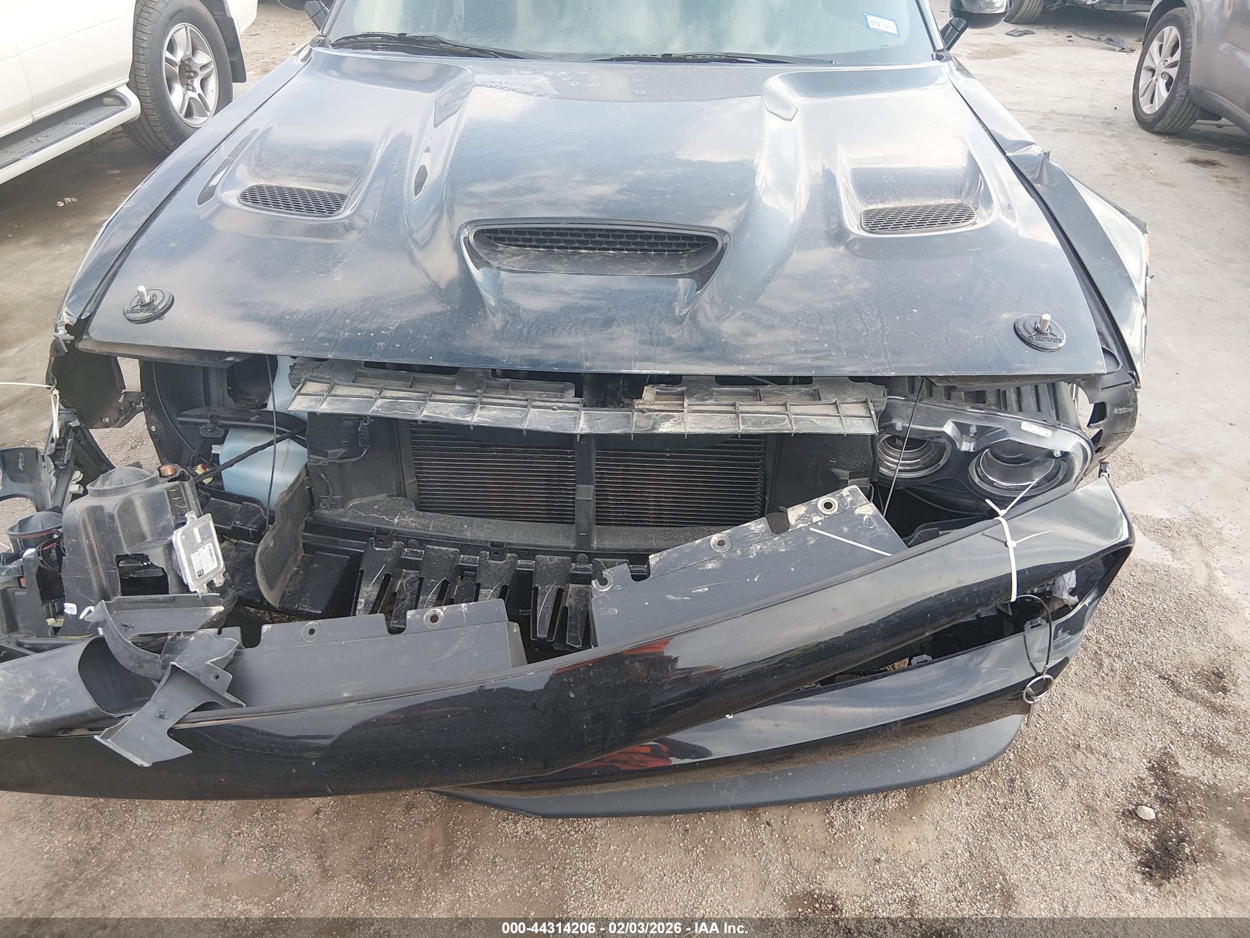 DODGE CHALLENGER image 6