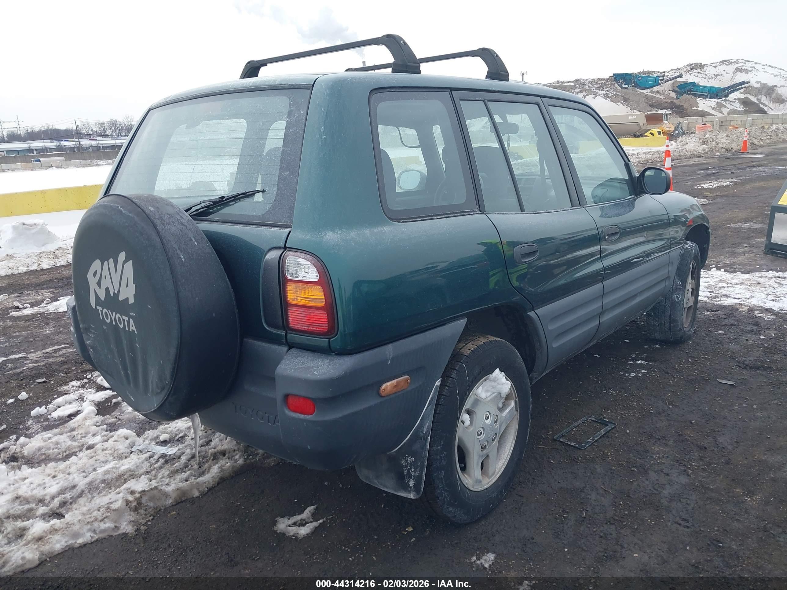 TOYOTA RAV4 image 4