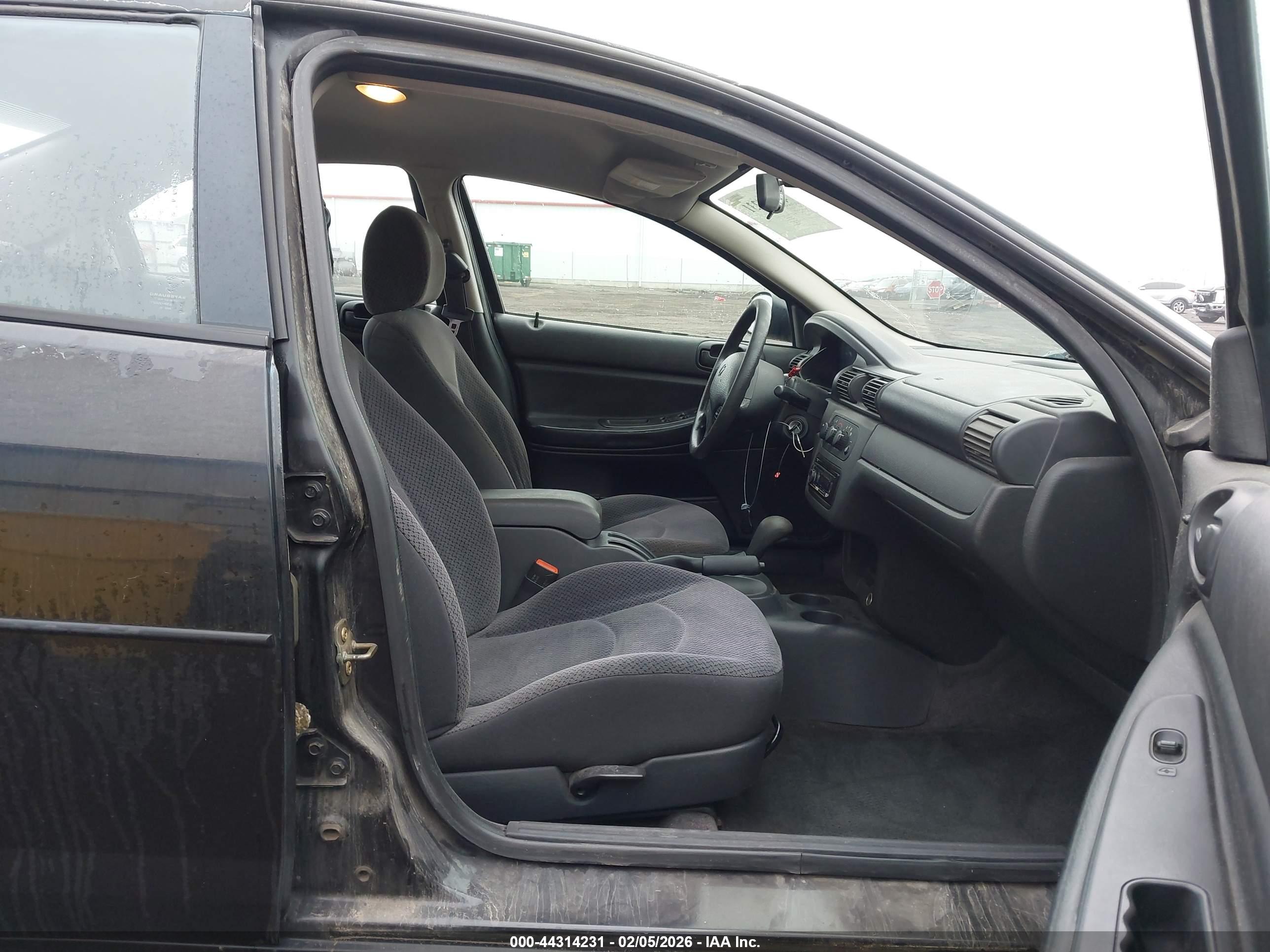 DODGE STRATUS image 5