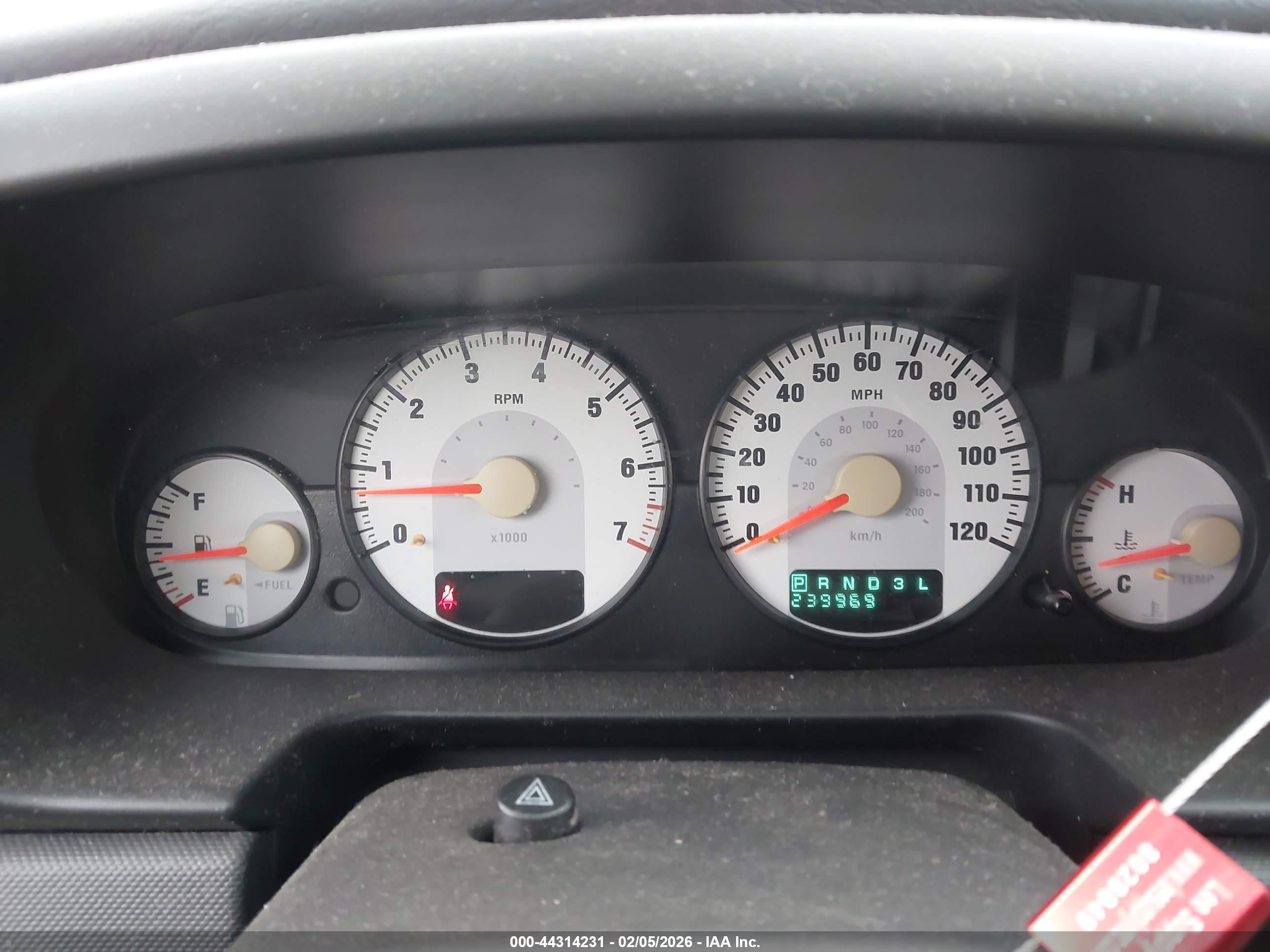 DODGE STRATUS image 7