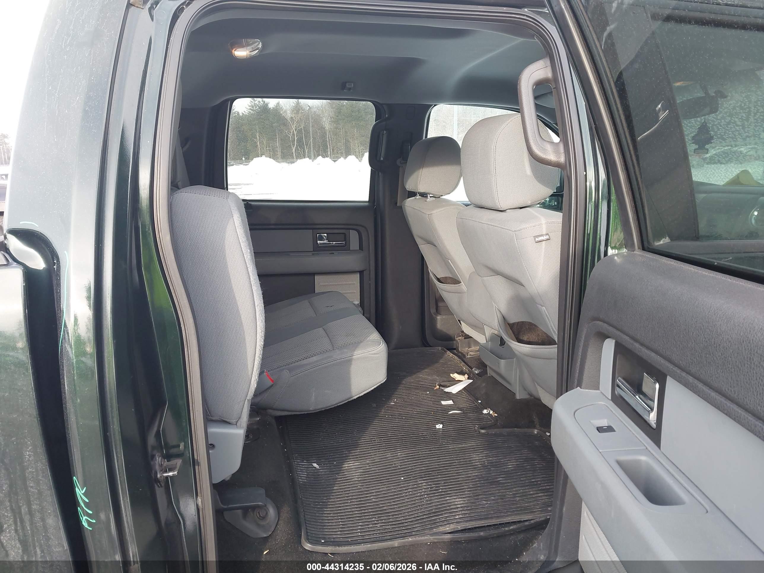 FORD F-150 image 8