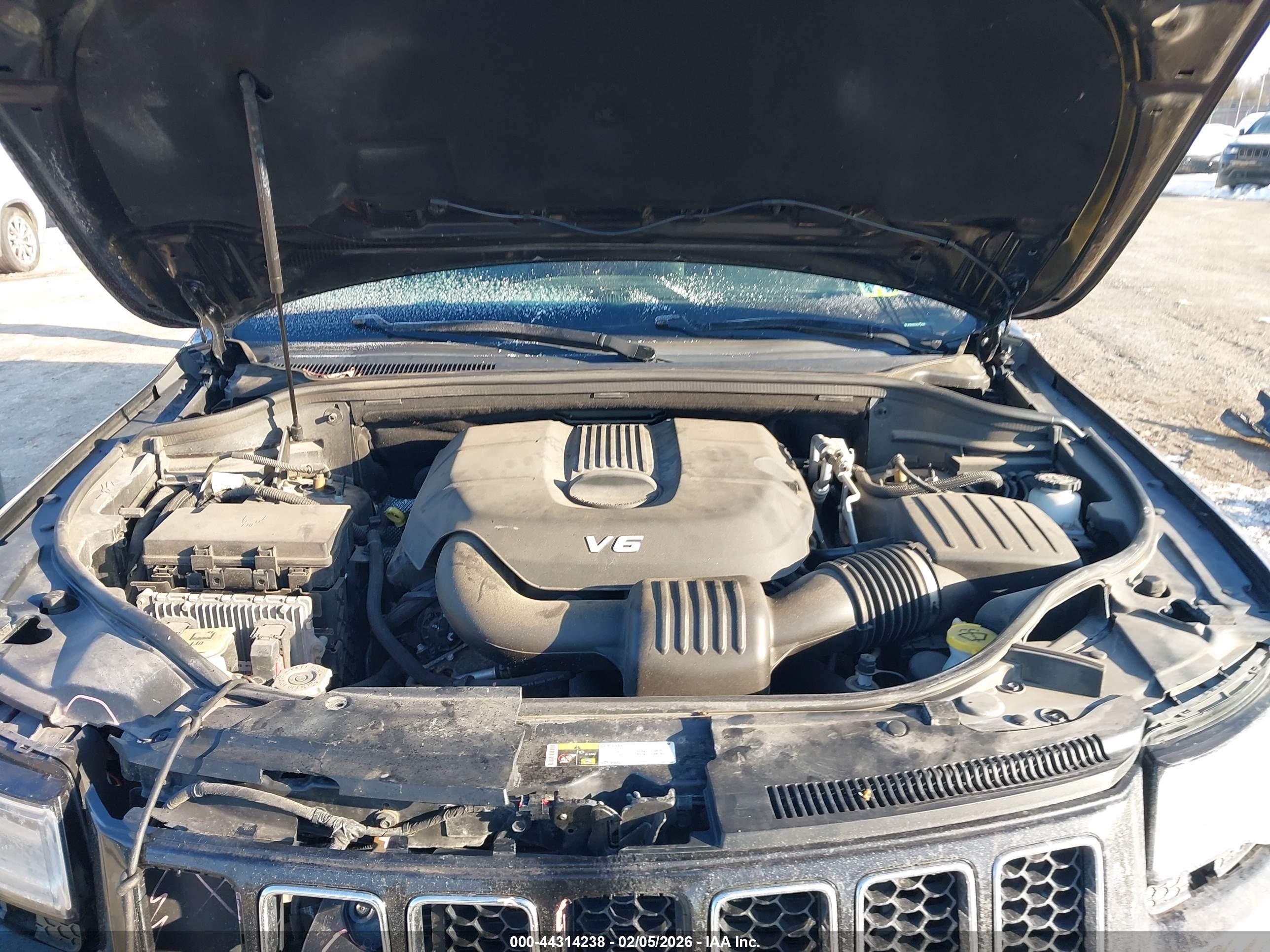JEEP GRAND image 10