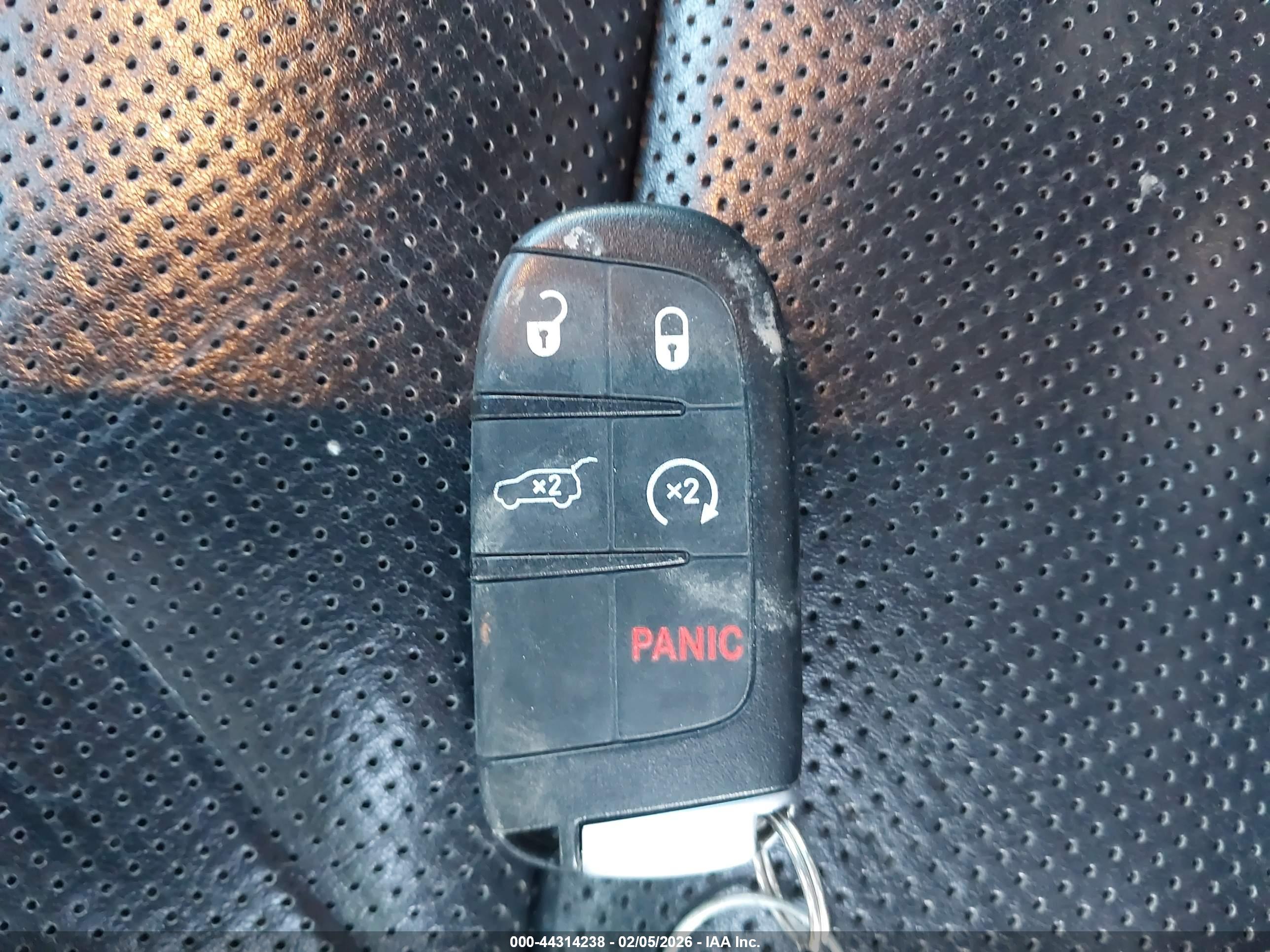 JEEP GRAND image 11
