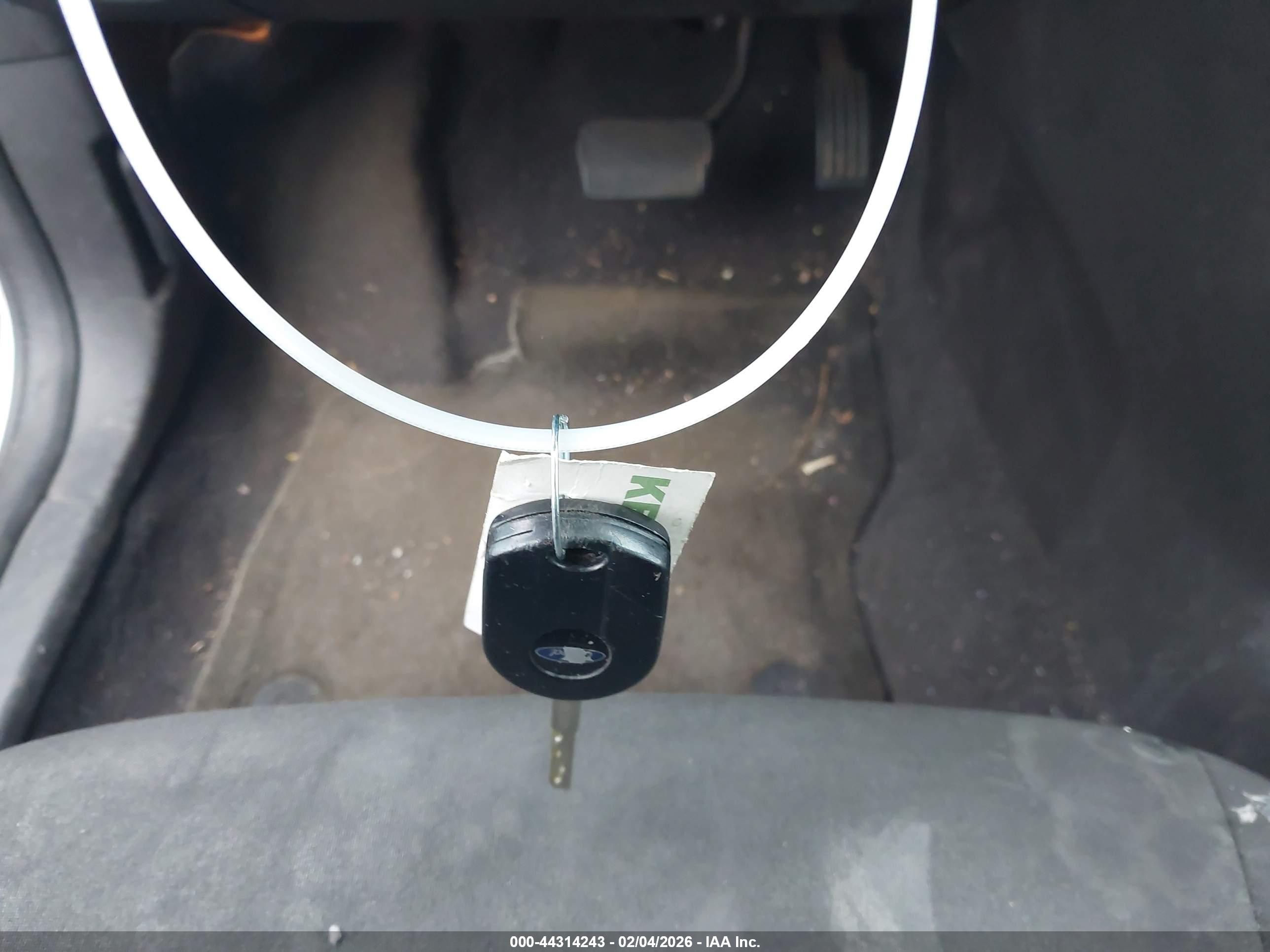 FORD FOCUS image 11